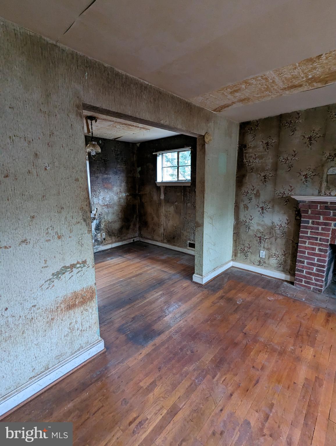 CAROLE HIGHLANDS - Residential