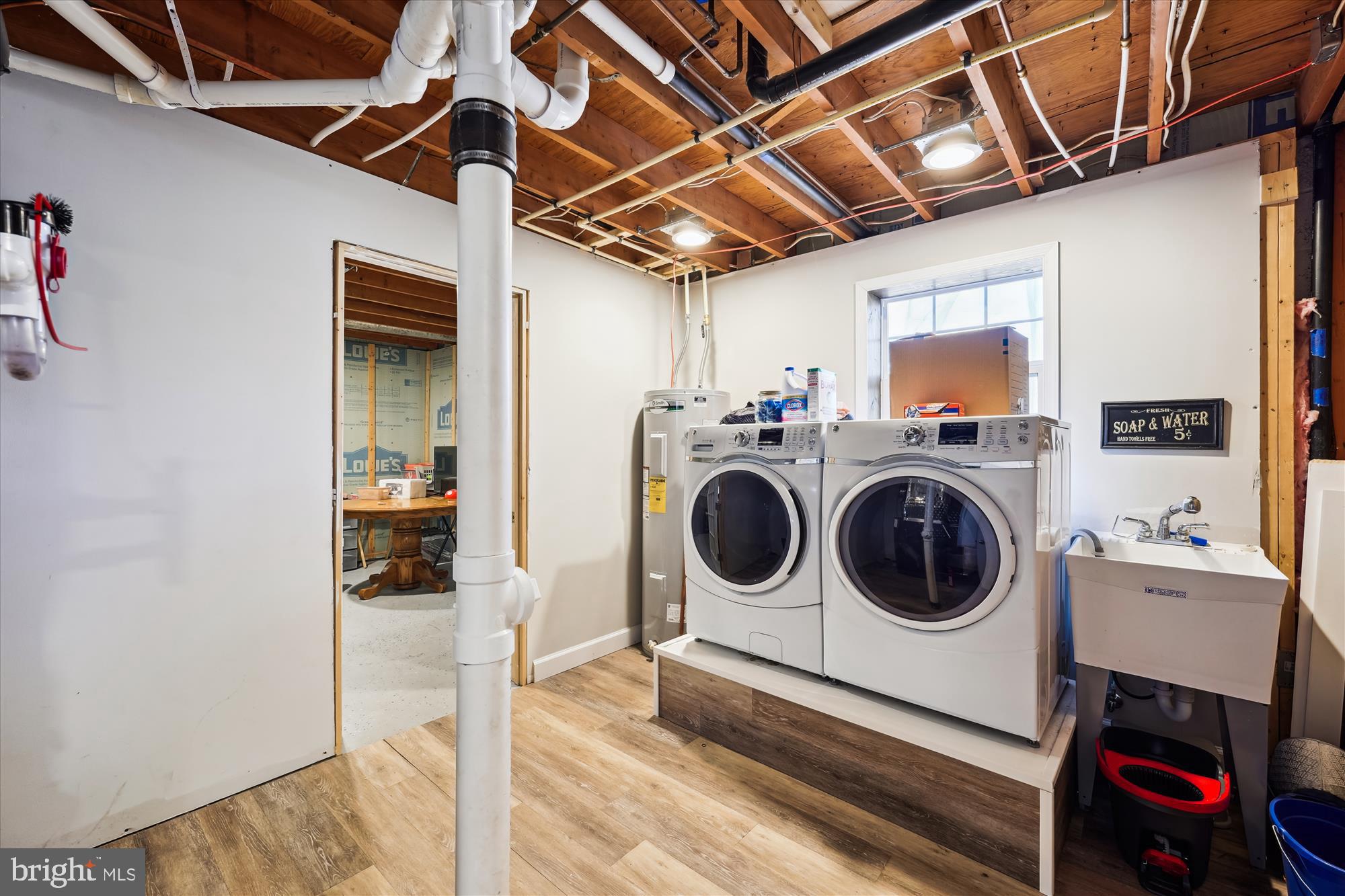 MT CARMEL ESTATES - Residential