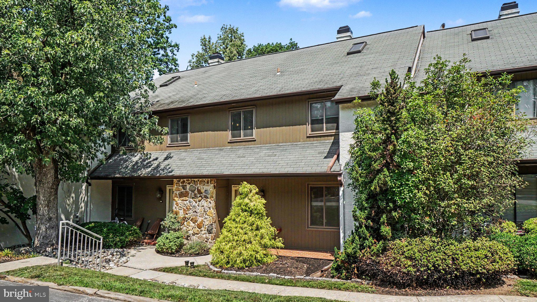 148 PINECREST LANE