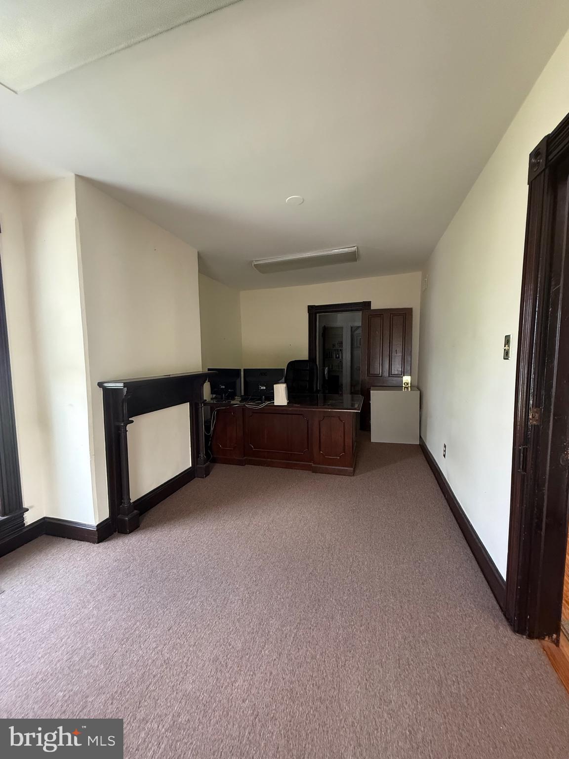 1331 N MAIN STREET MAIN FLOOR