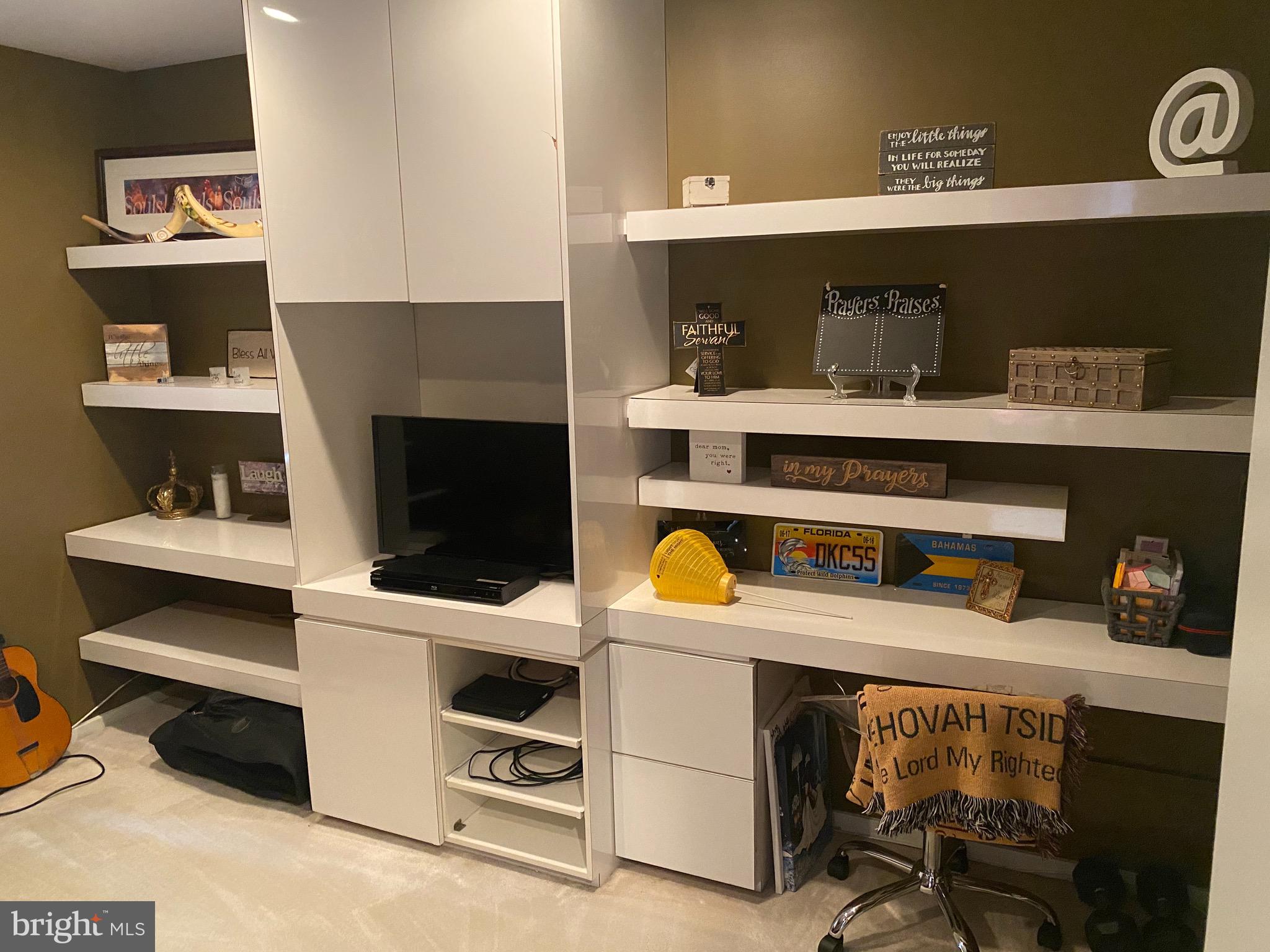 BEDFORD COMMONS - Residential