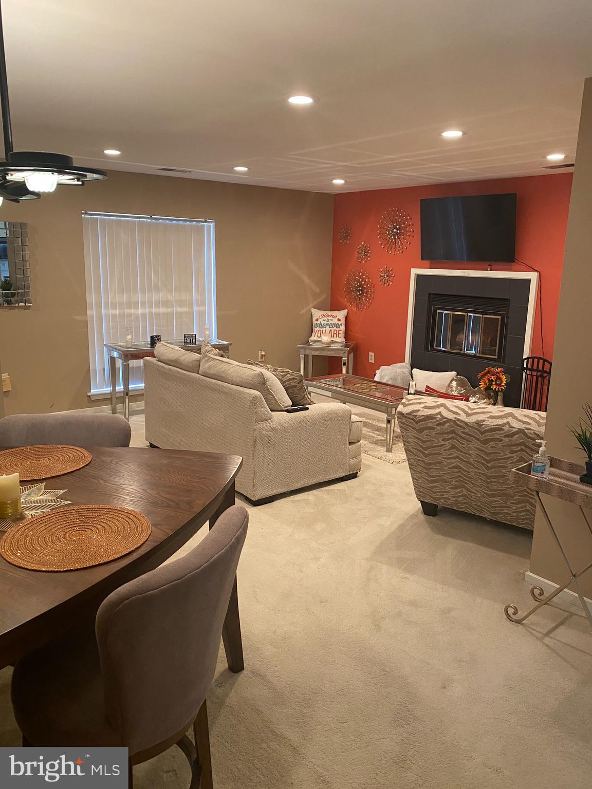 BEDFORD COMMONS - Residential