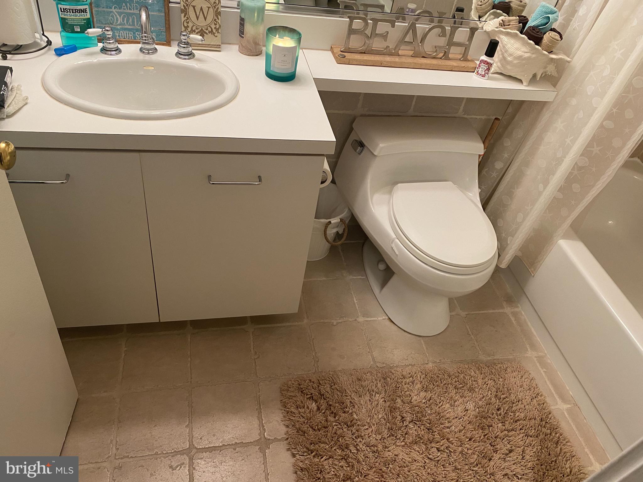 BEDFORD COMMONS - Residential