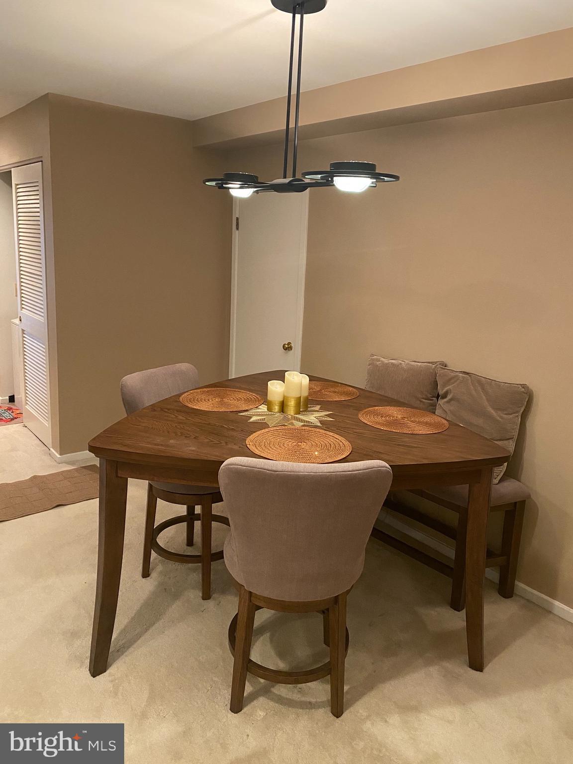 BEDFORD COMMONS - Residential