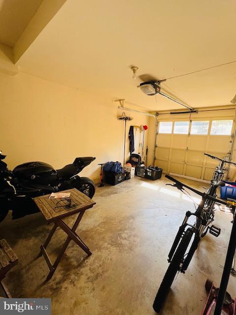 WOODMONT PLACE - Residential Lease