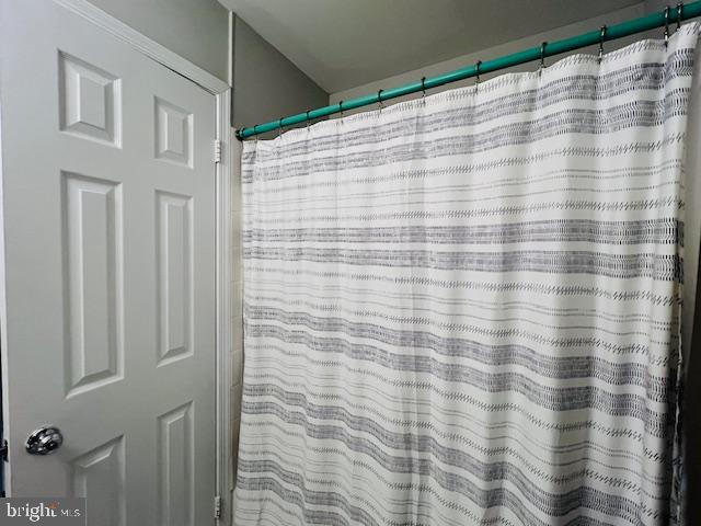 WOODMONT PLACE - Residential Lease