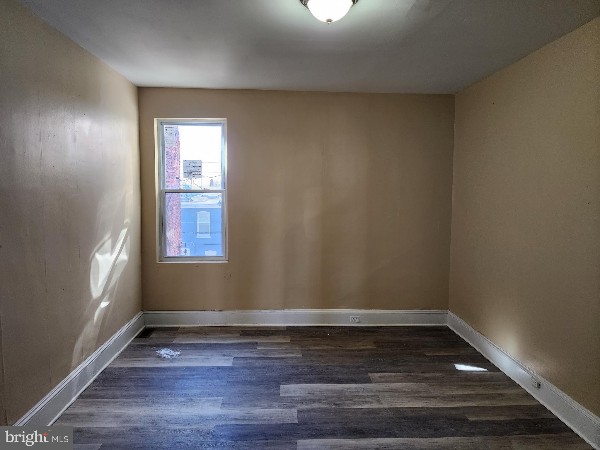 ROSEMONT - Residential Lease