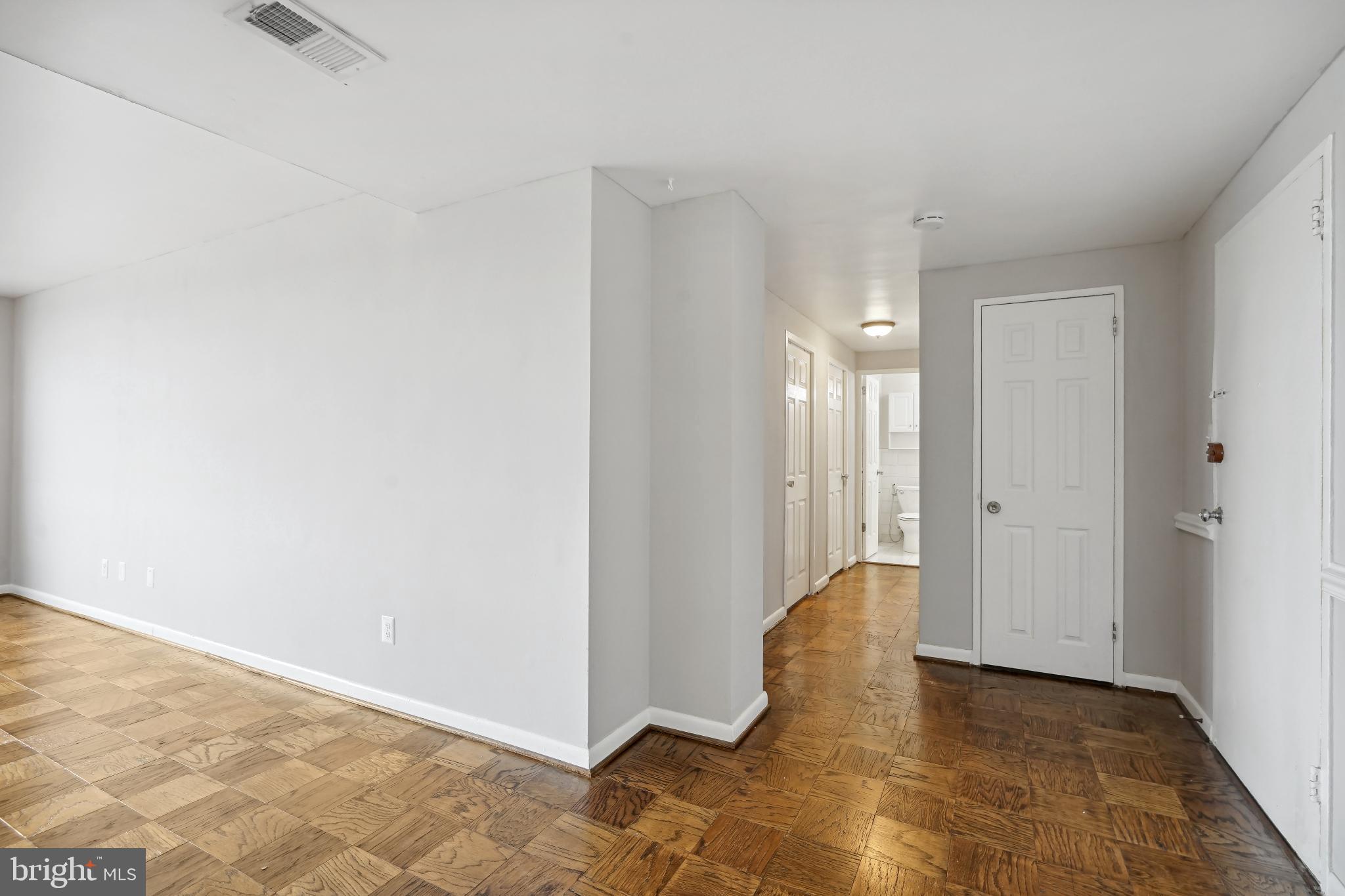 FORTY SIX HUNDRED - Residential Lease