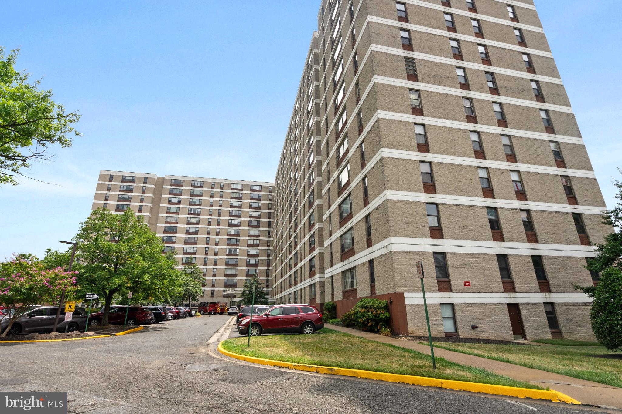 FORTY SIX HUNDRED - Residential Lease