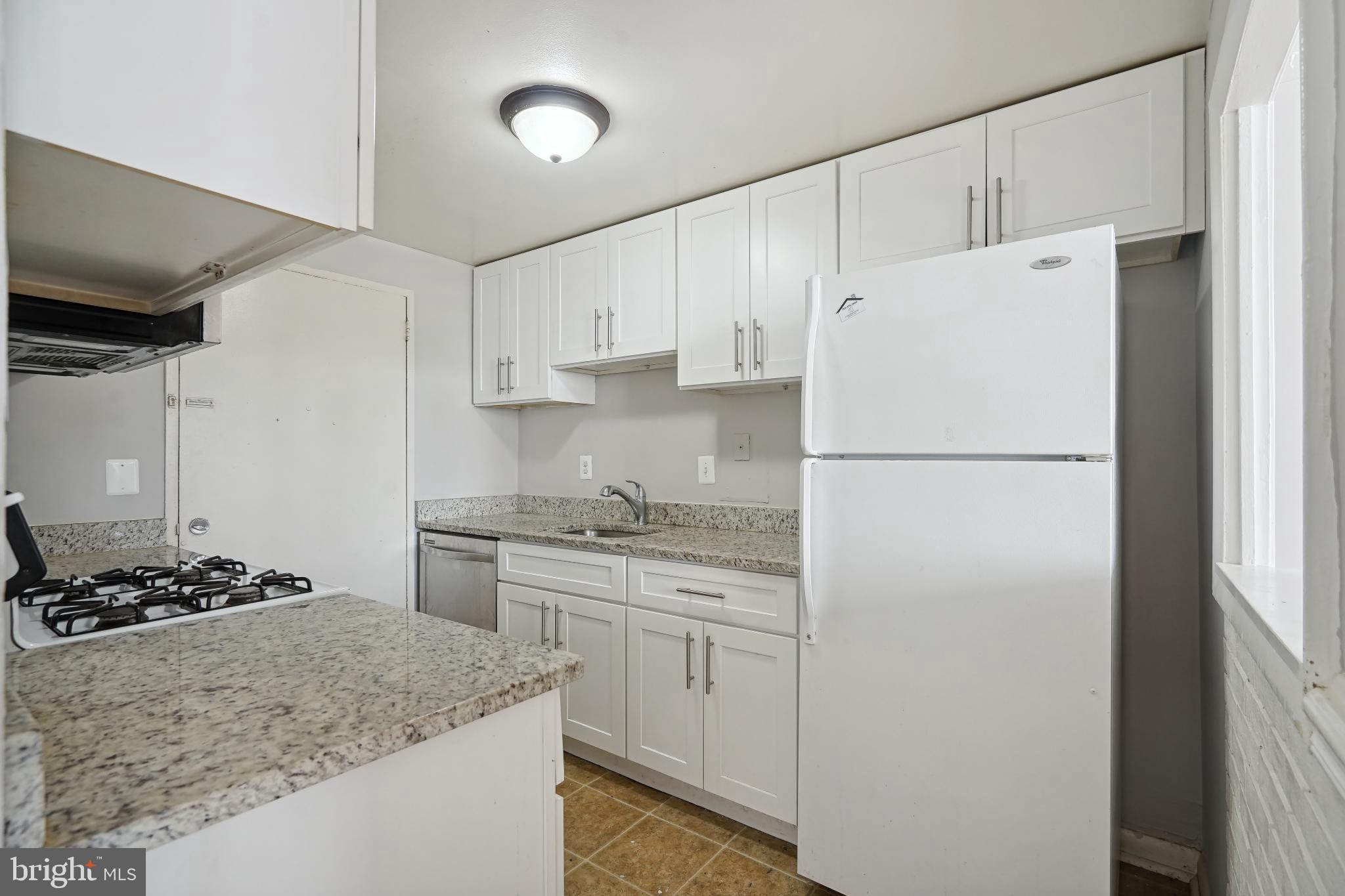 FORTY SIX HUNDRED - Residential Lease