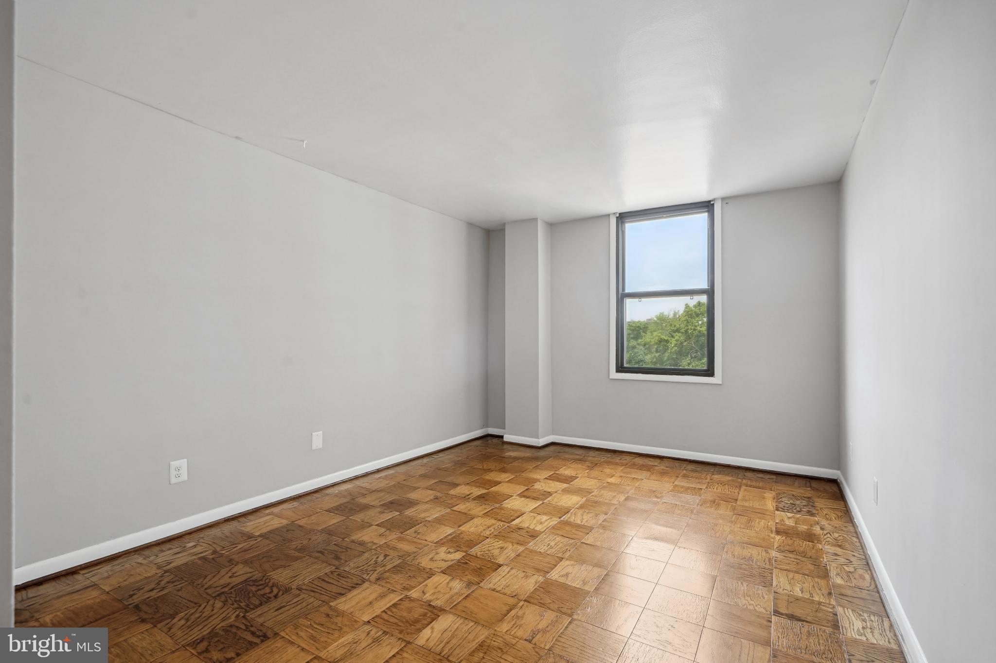 FORTY SIX HUNDRED - Residential Lease