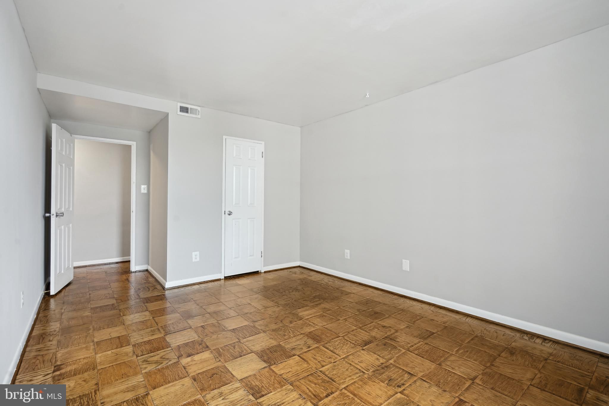 FORTY SIX HUNDRED - Residential Lease