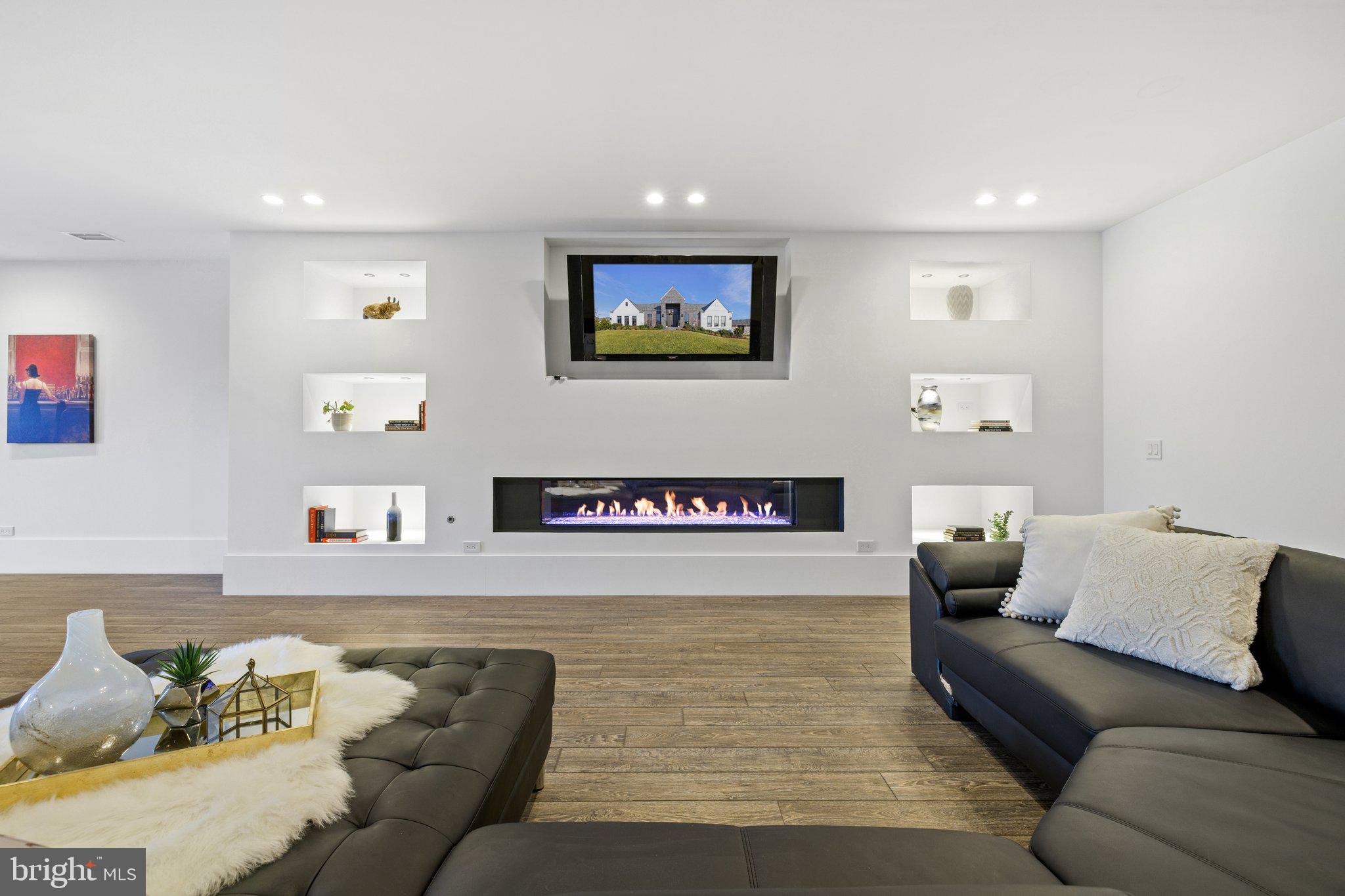 GRANT AT WILLOWSFORD - Residential