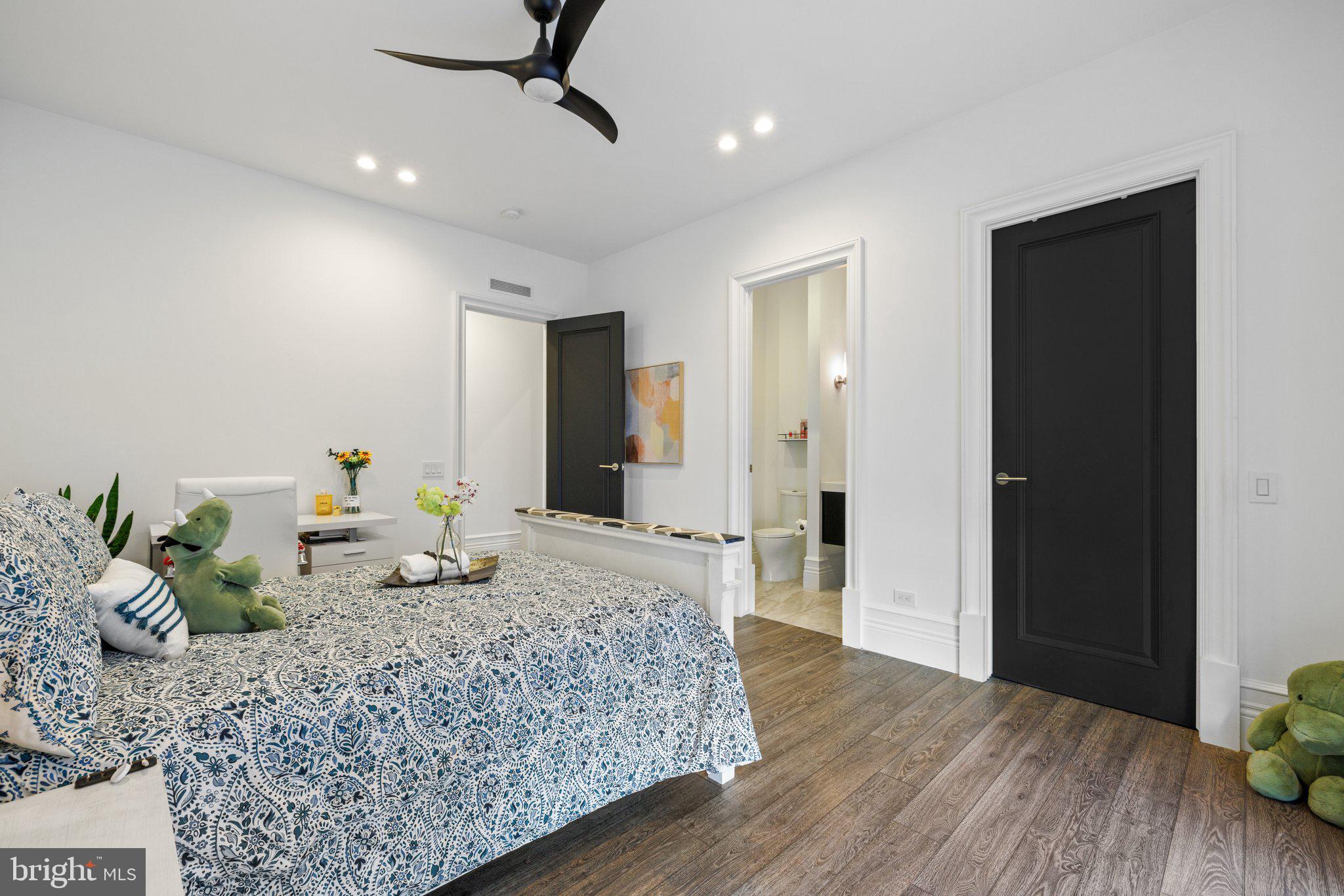 GRANT AT WILLOWSFORD - Residential