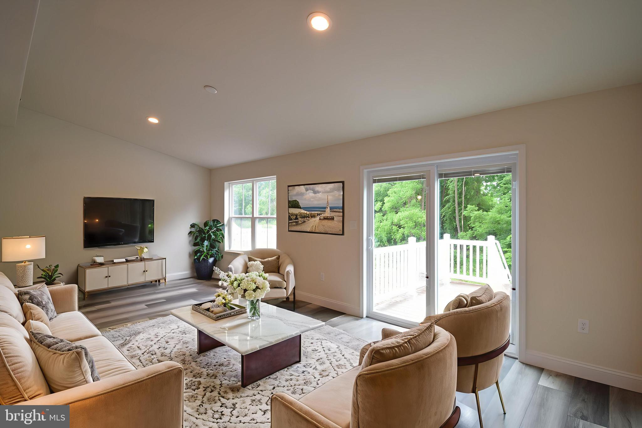 HAWKSTONE VILLAGE - Residential