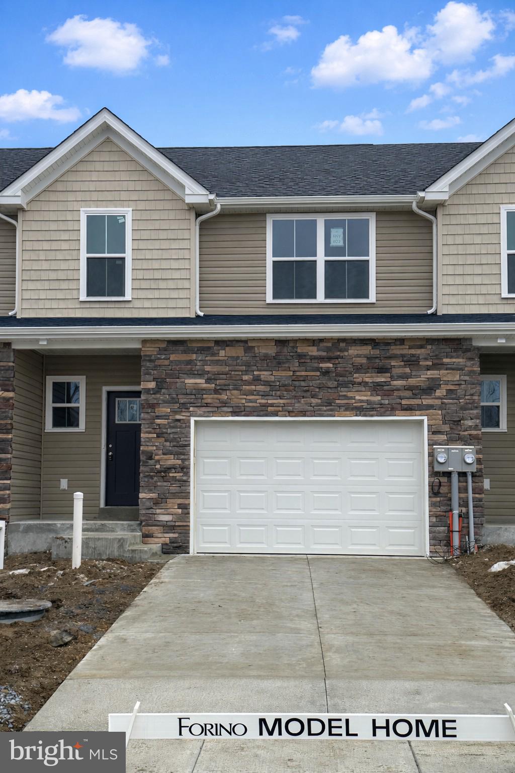 HAWKSTONE VILLAGE - Residential