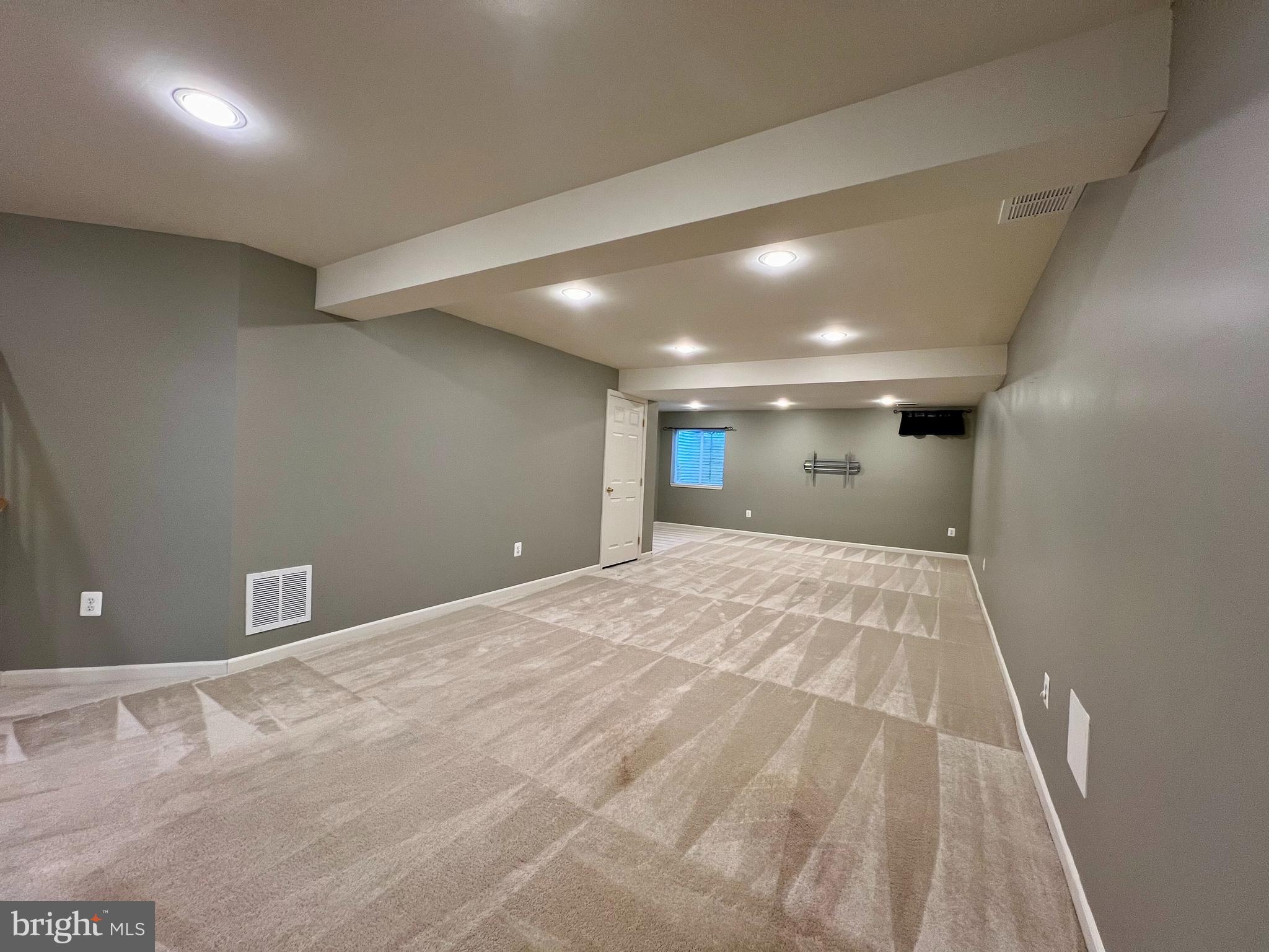 SHENANDOAH SPRINGS - Residential Lease