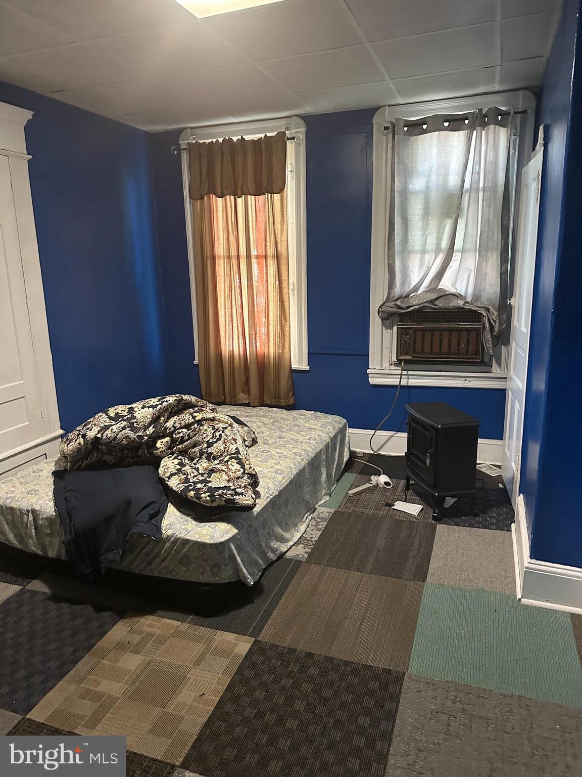 PHILADELPHIA - Residential