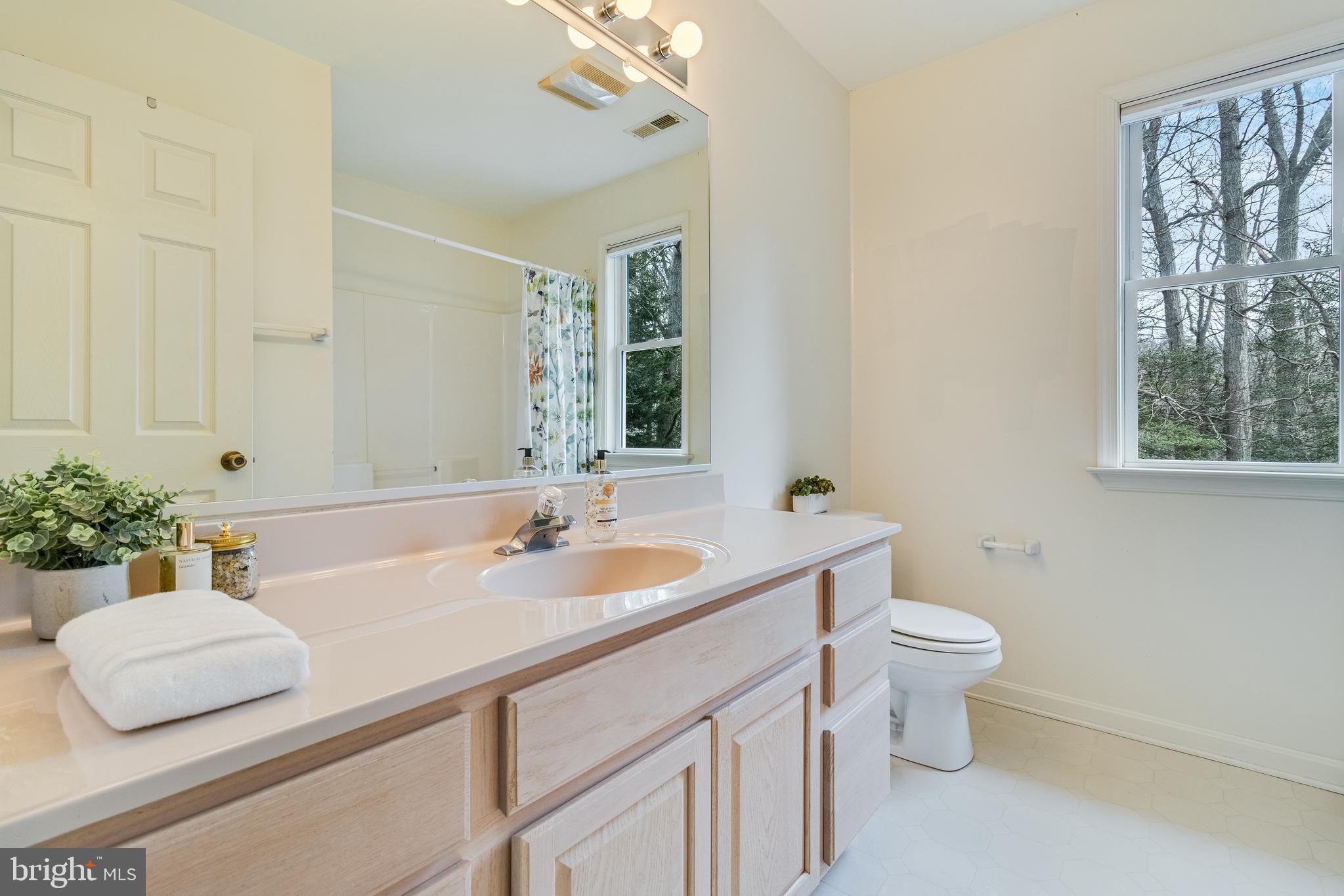 COVE POINT WOODS - Residential