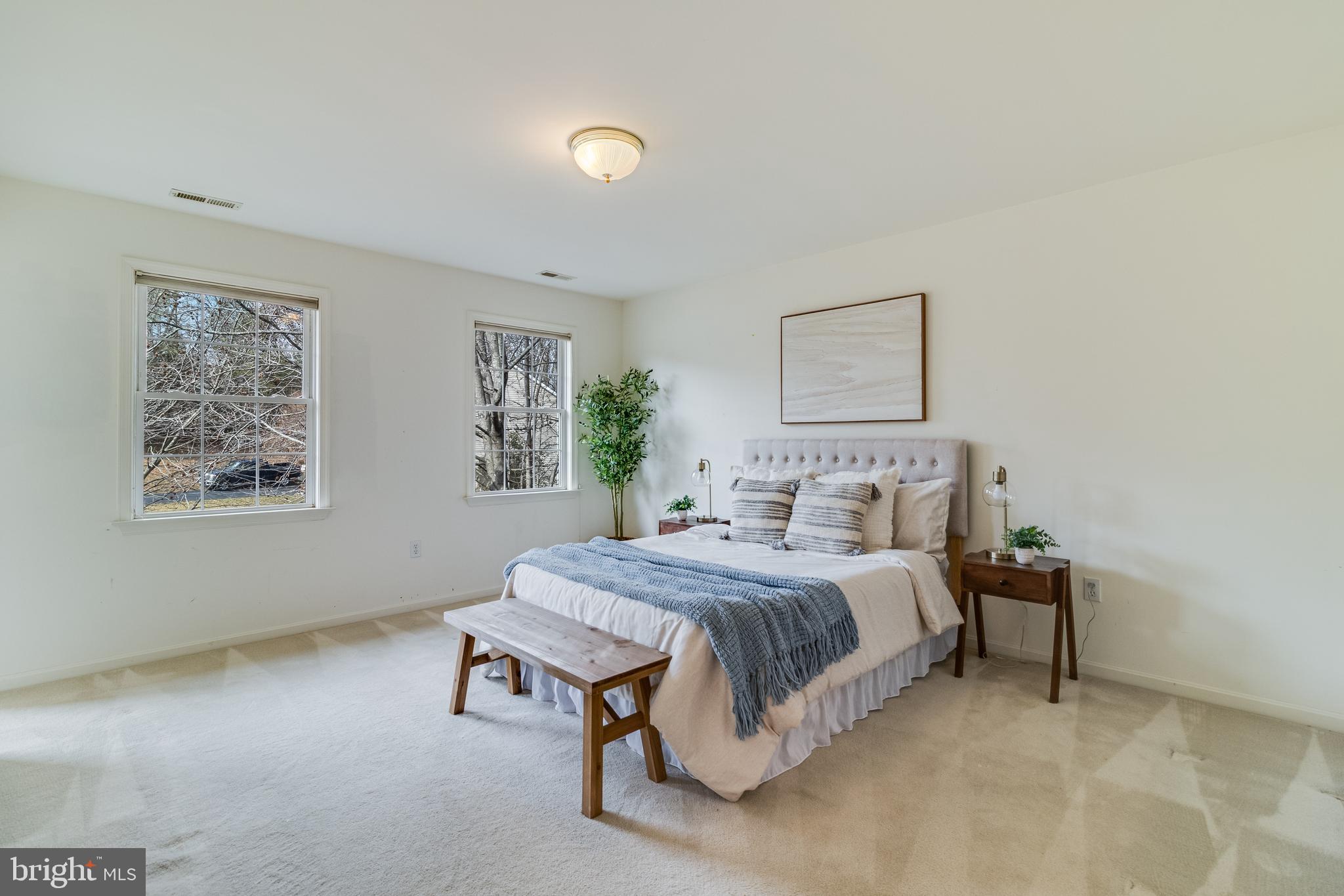 COVE POINT WOODS - Residential