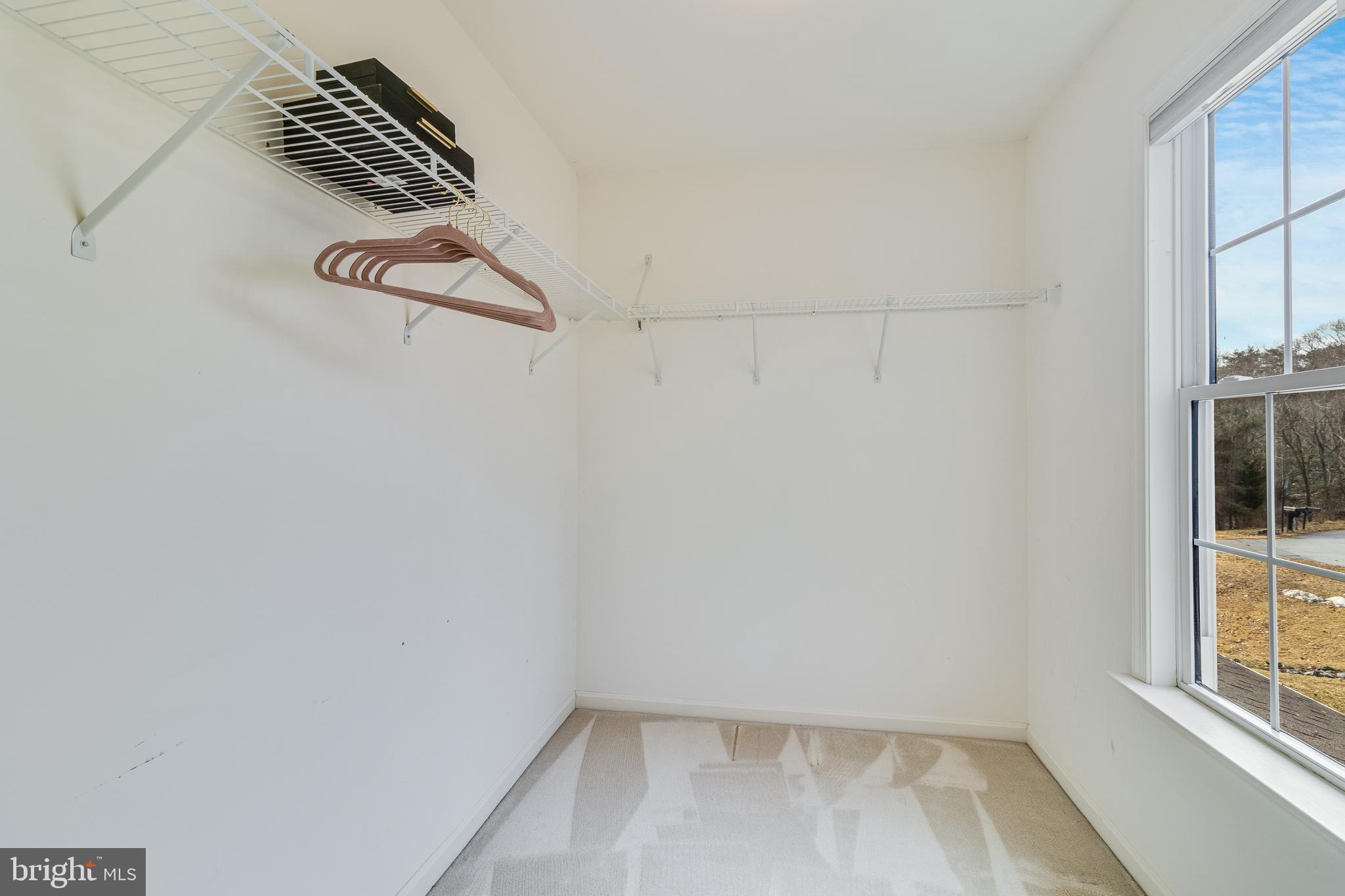 COVE POINT WOODS - Residential