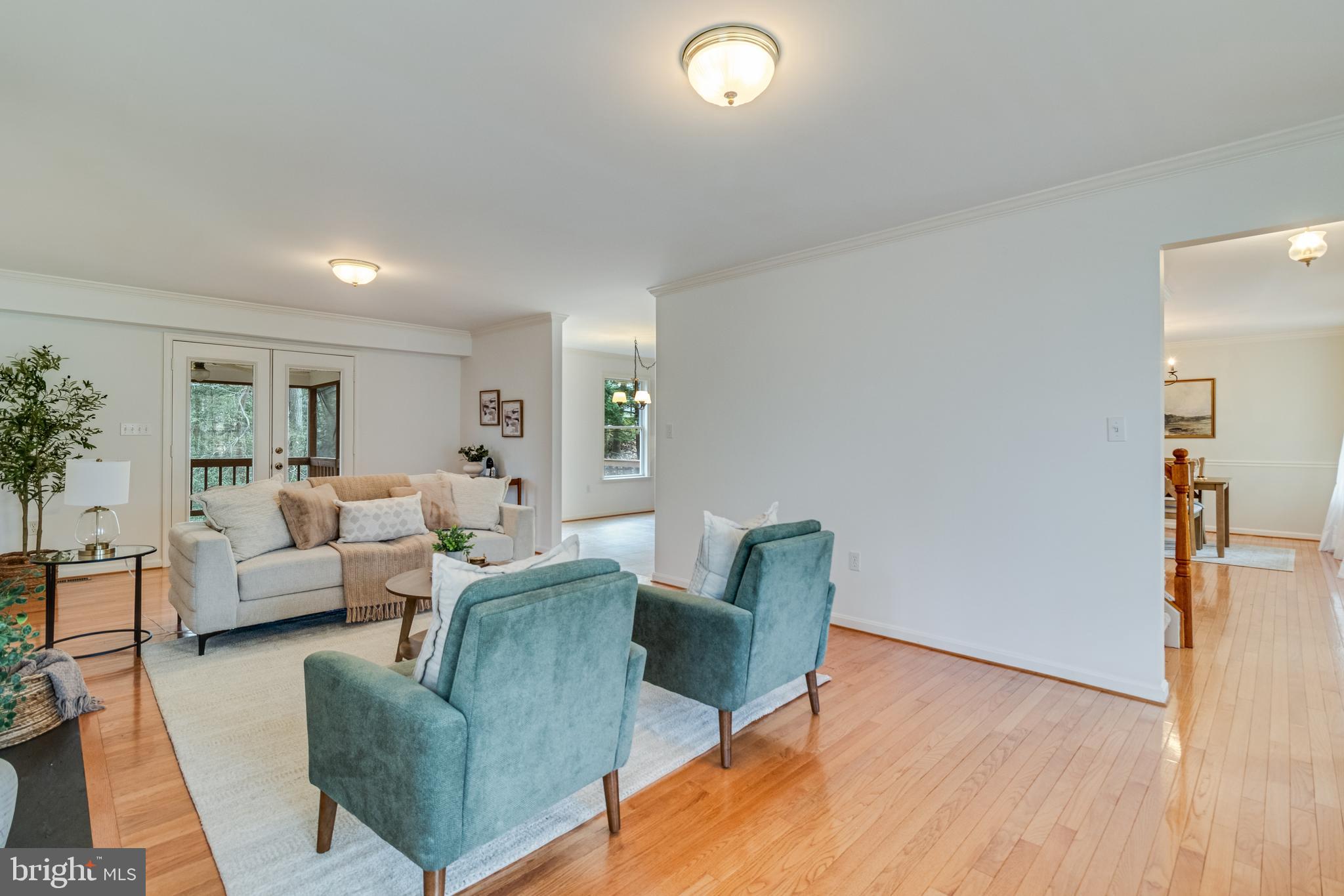 COVE POINT WOODS - Residential