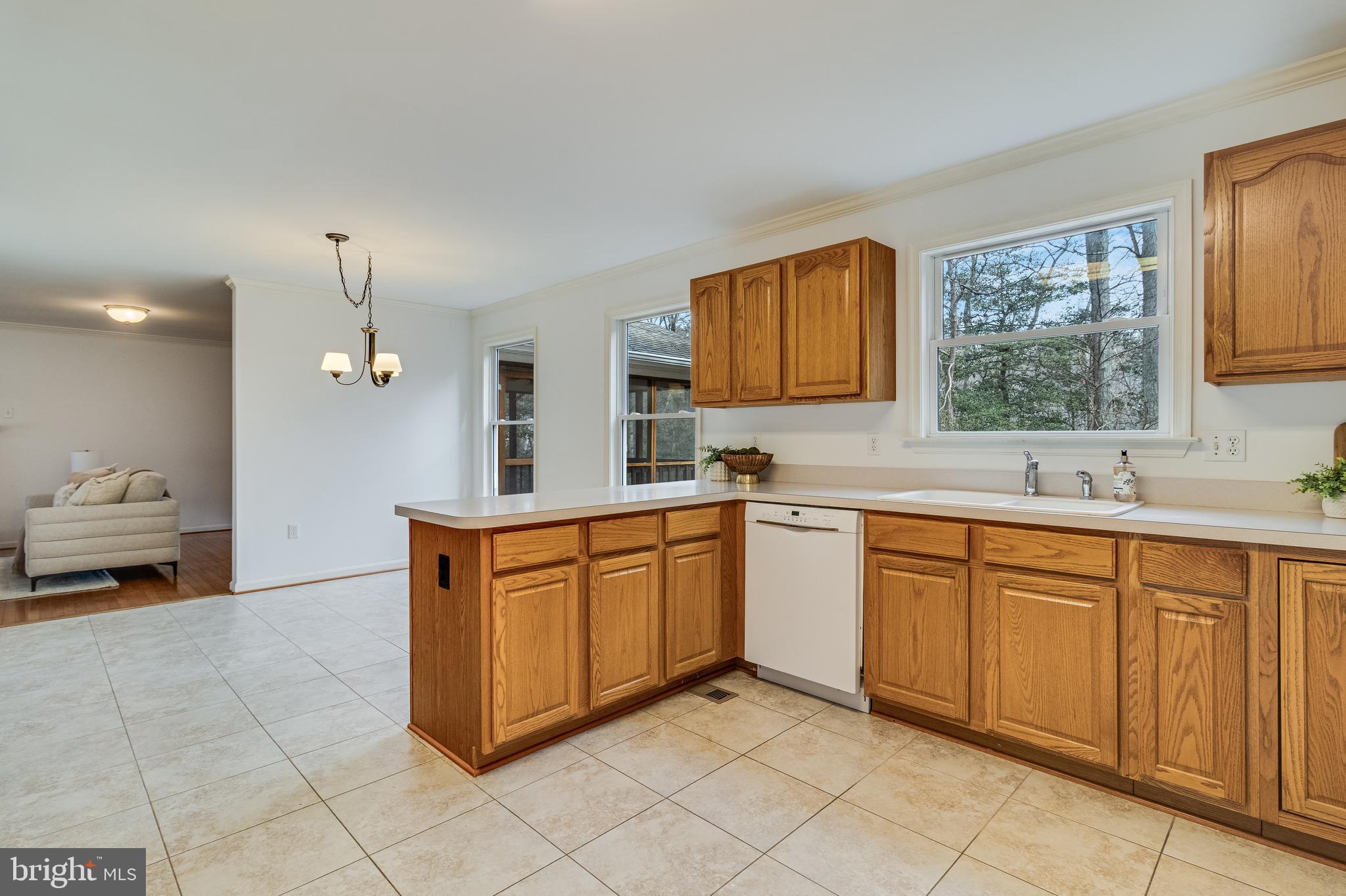 COVE POINT WOODS - Residential