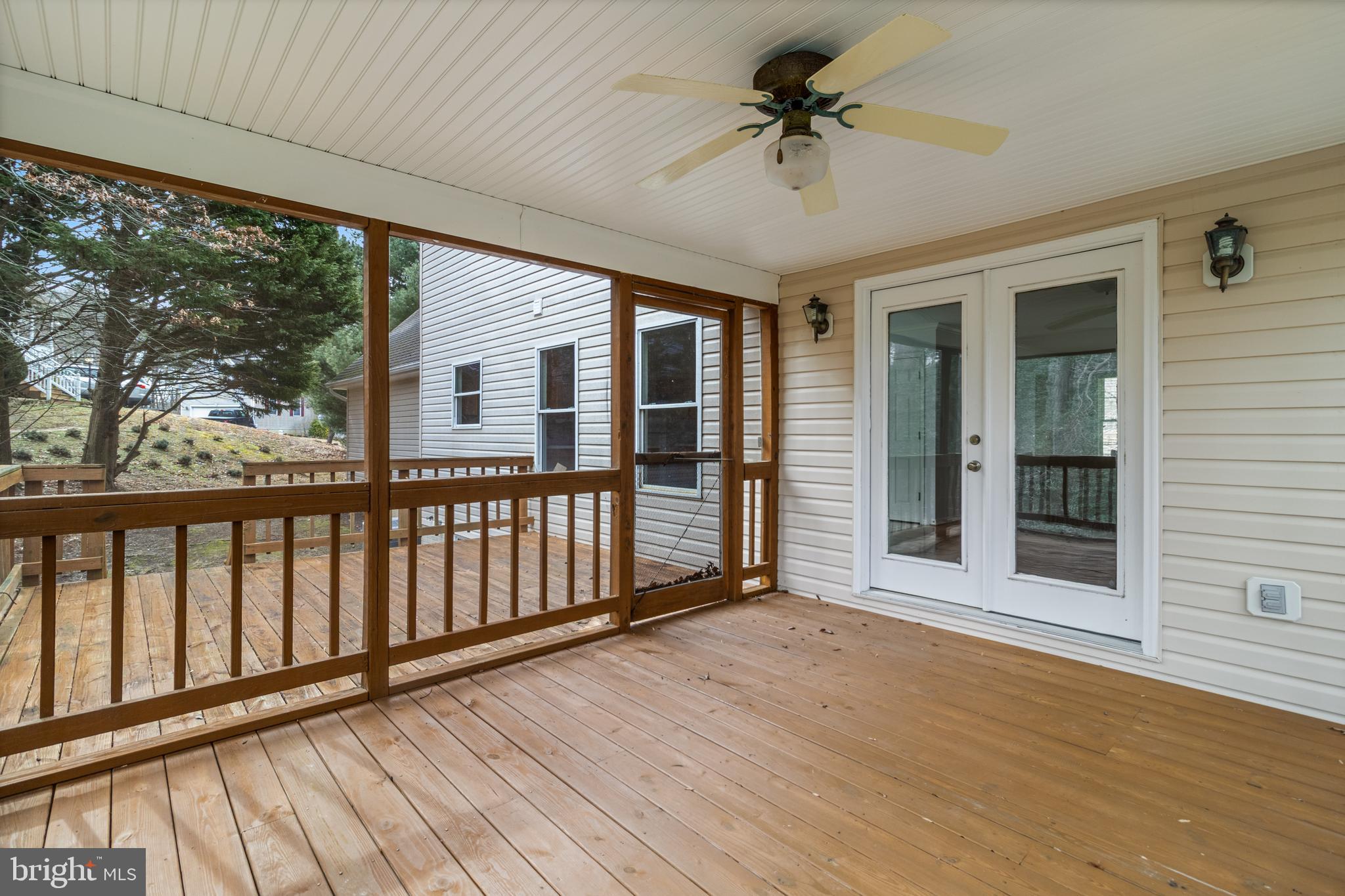 COVE POINT WOODS - Residential