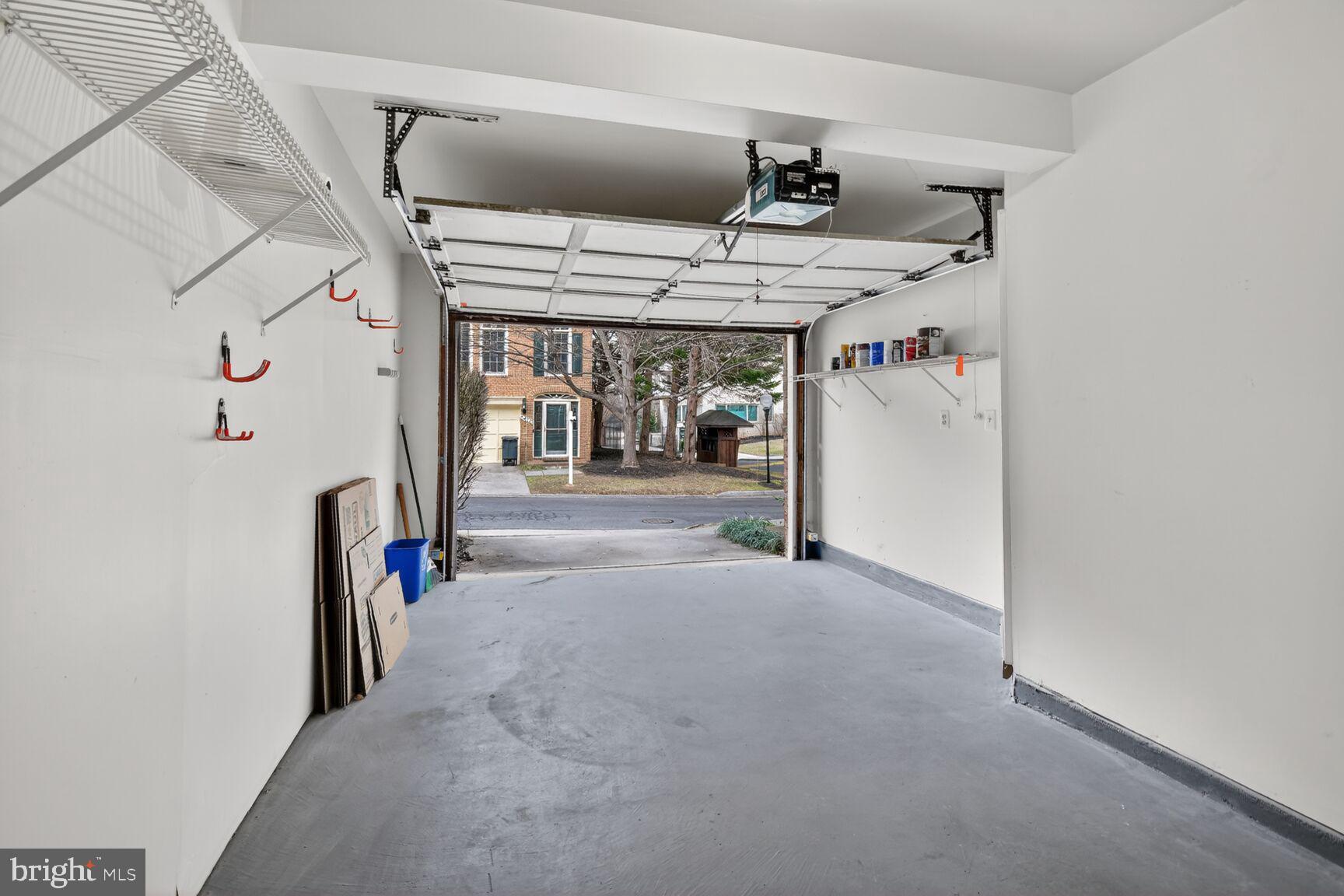 WHITLEY PARK CONDOMINIUM - Residential