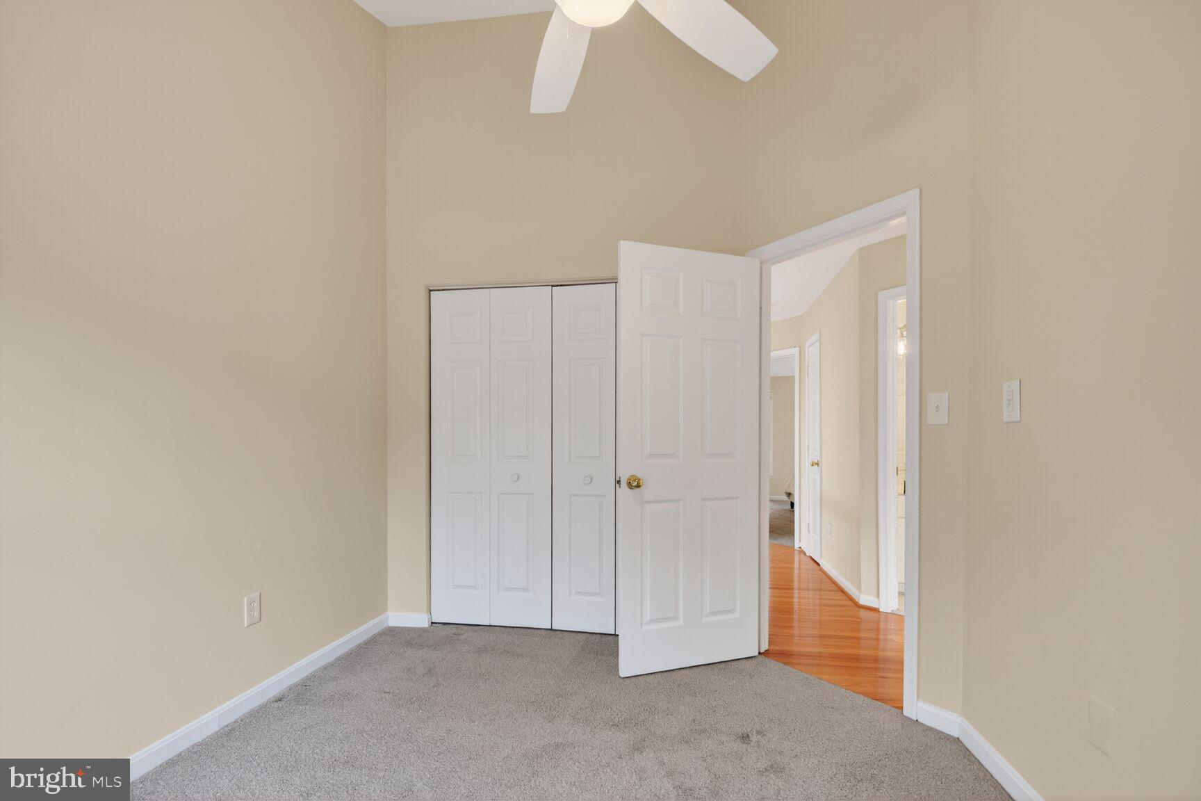 WHITLEY PARK CONDOMINIUM - Residential