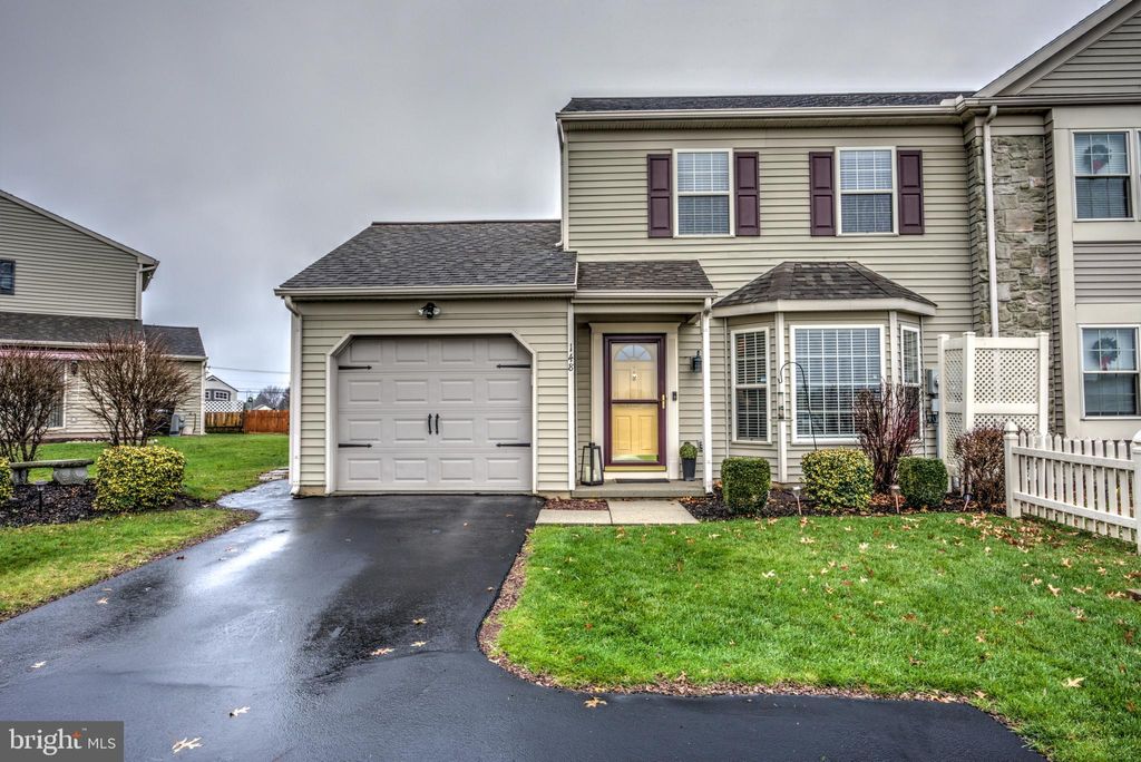 Photo of 148 BRIDLE PATH, NEW HOLLAND, PA 17557 (MLS # PALA2028648)