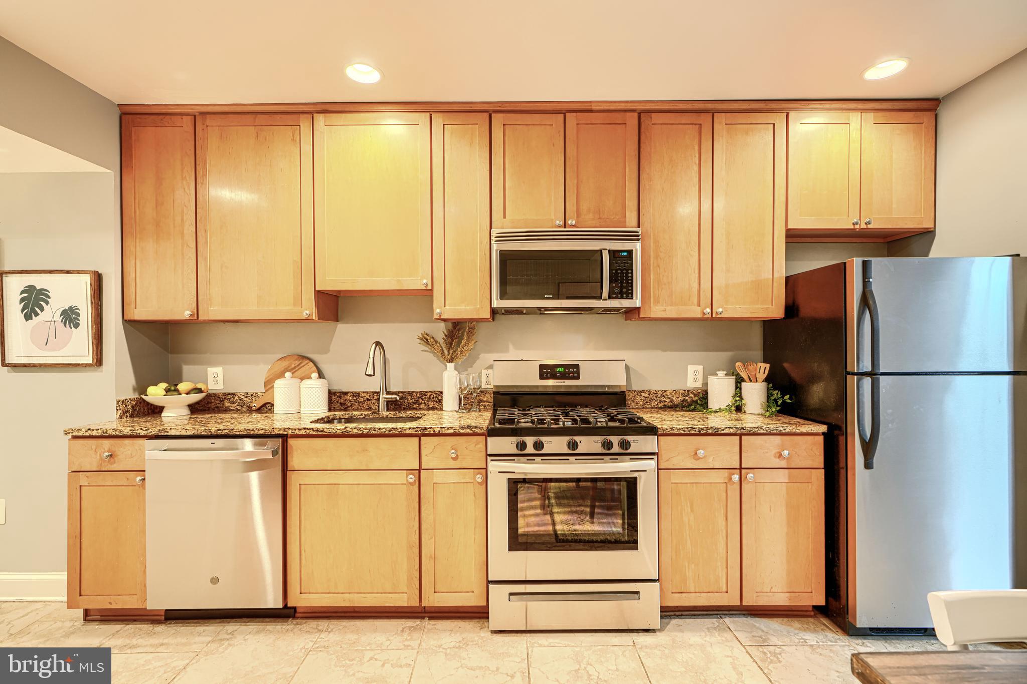 UPPER FELLS POINT - Residential