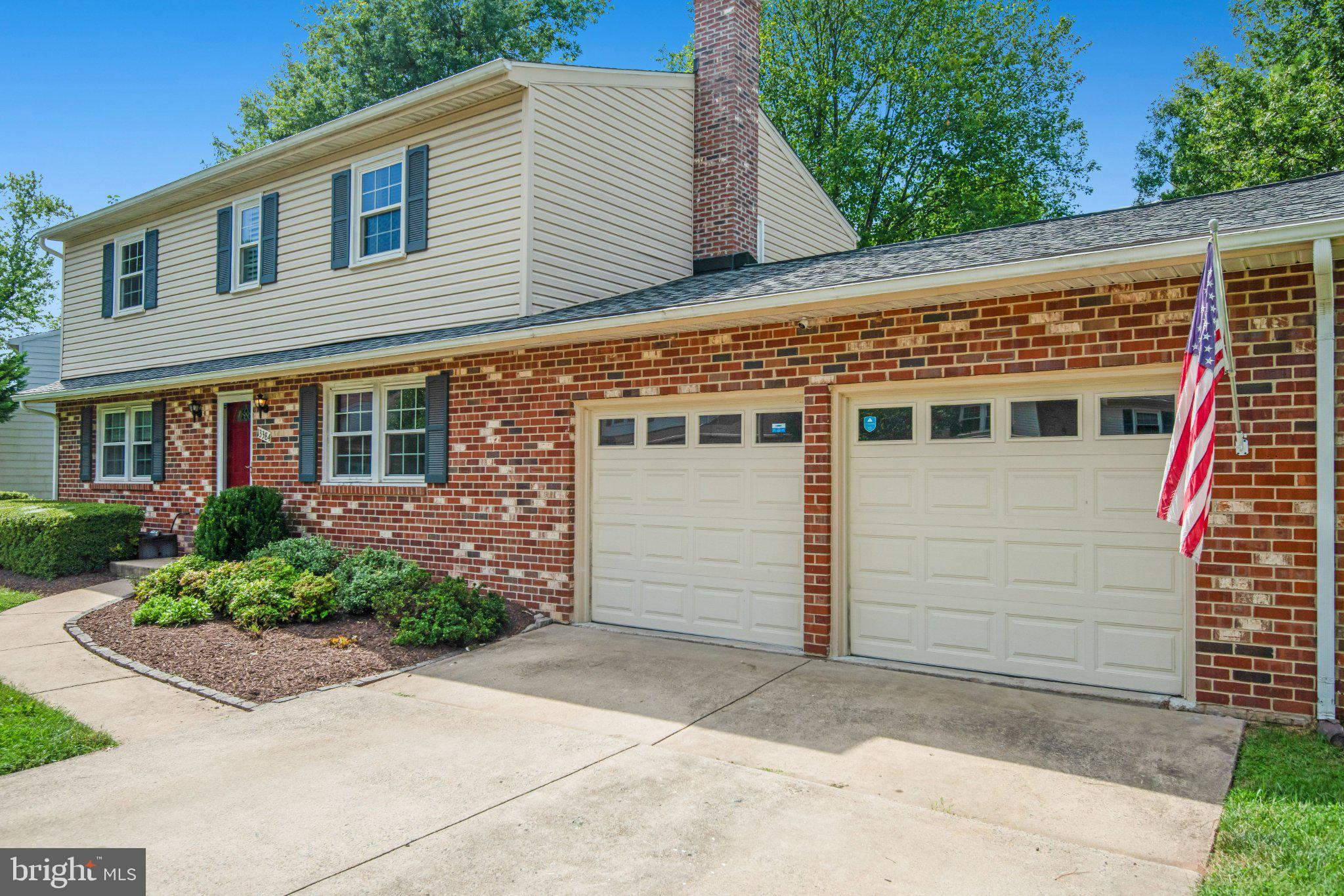 13384 BROOKFIELD COURT
