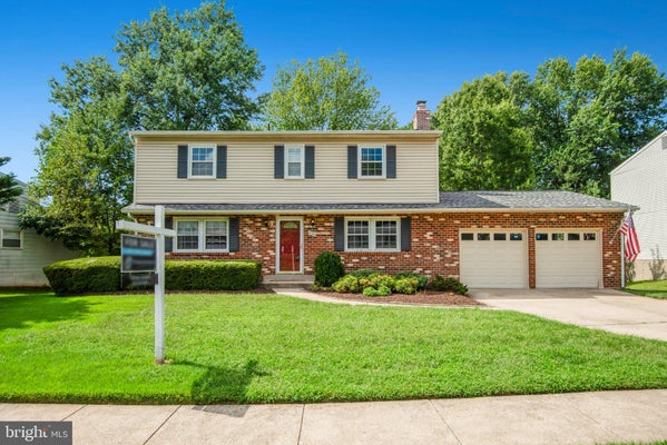 13384 BROOKFIELD CT, CHANTILLY, VA 20151 - Image 1bfb0bf9e6a418ae7380bfc03c02f21e/2807848902