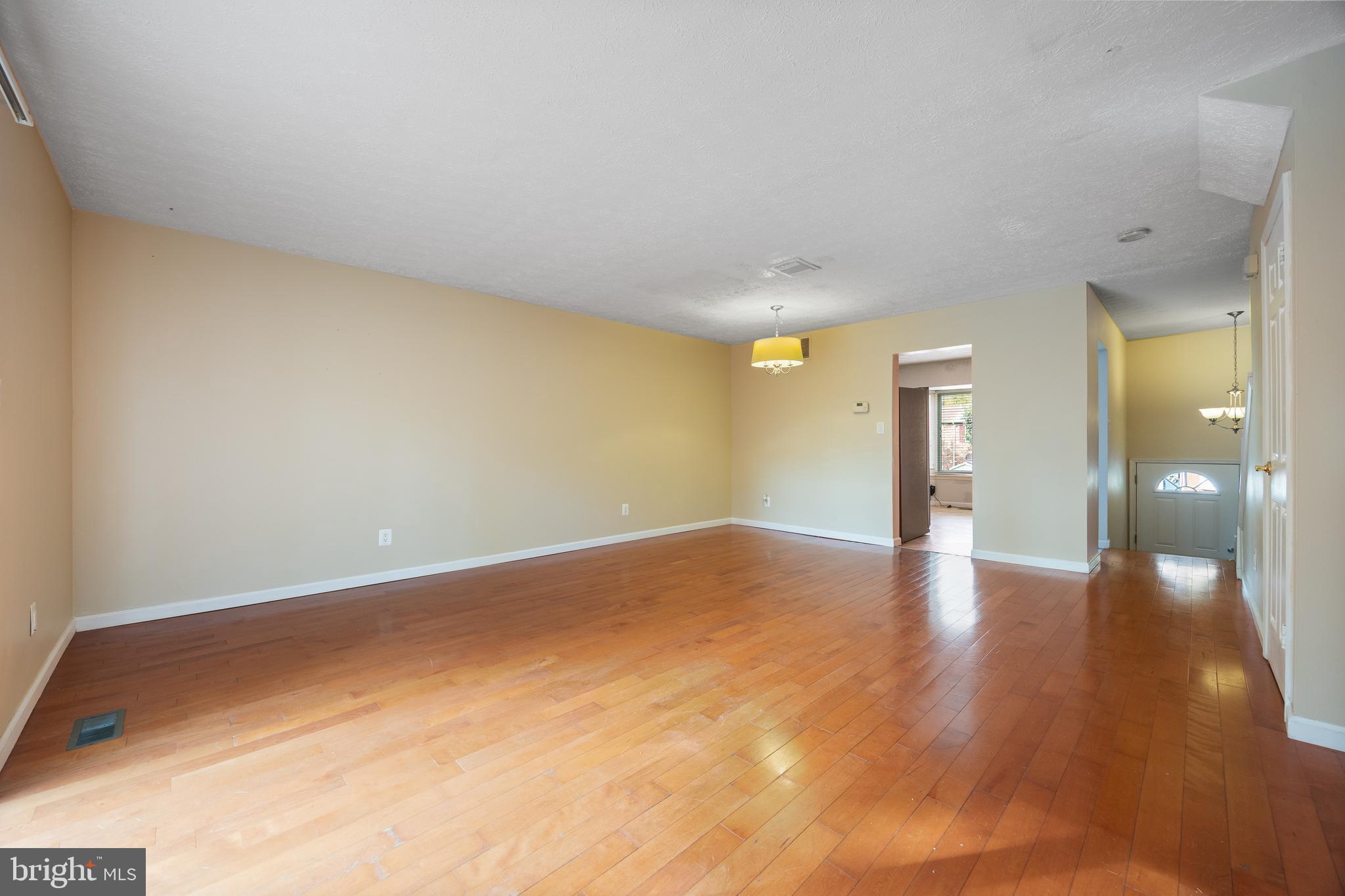 OAKHURST - Residential