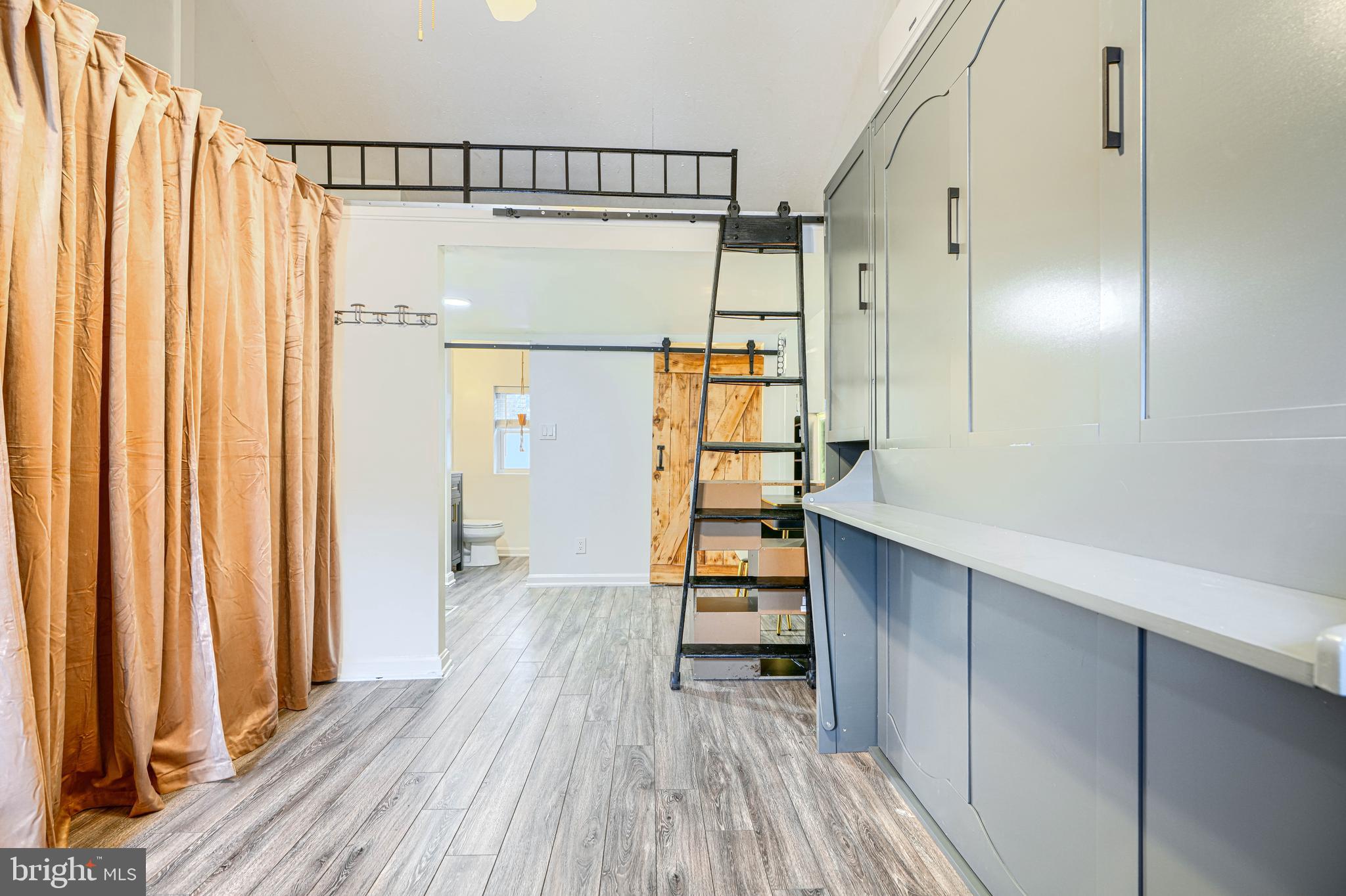 FELLS POINT HISTORIC DISTRICT - Residential