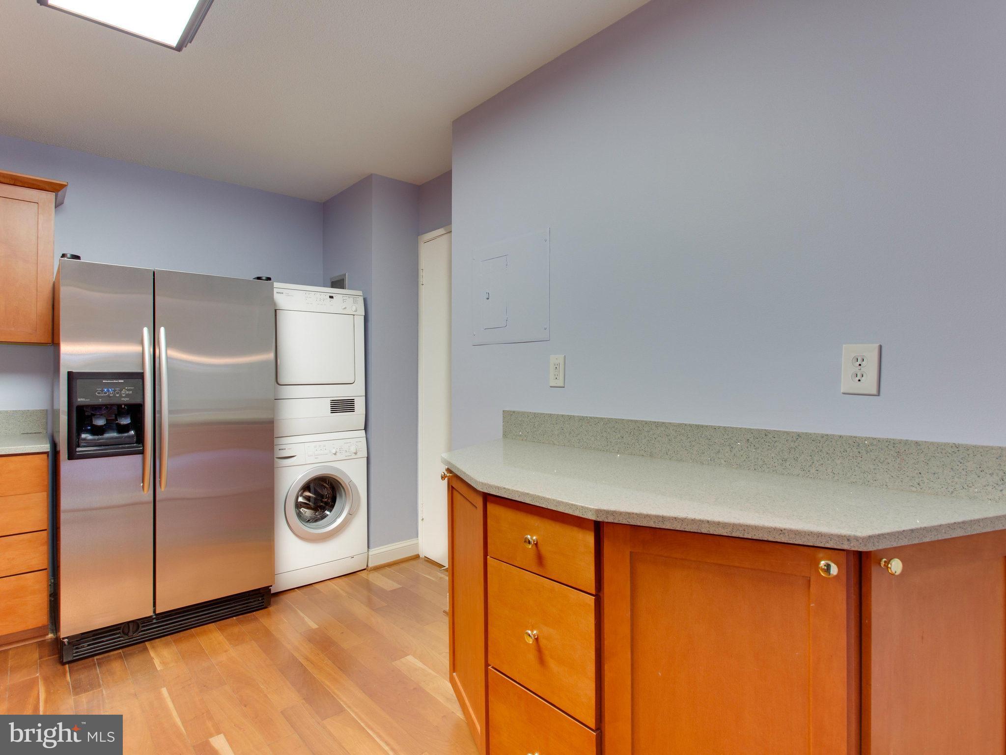 WATERGATE AT LANDMARK - Residential