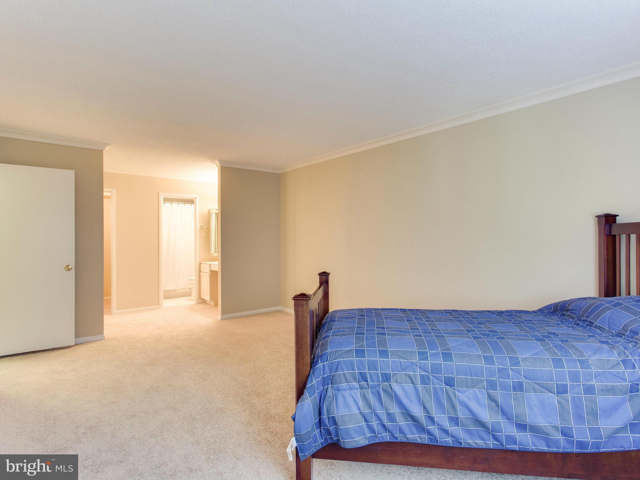 WATERGATE AT LANDMARK - Residential