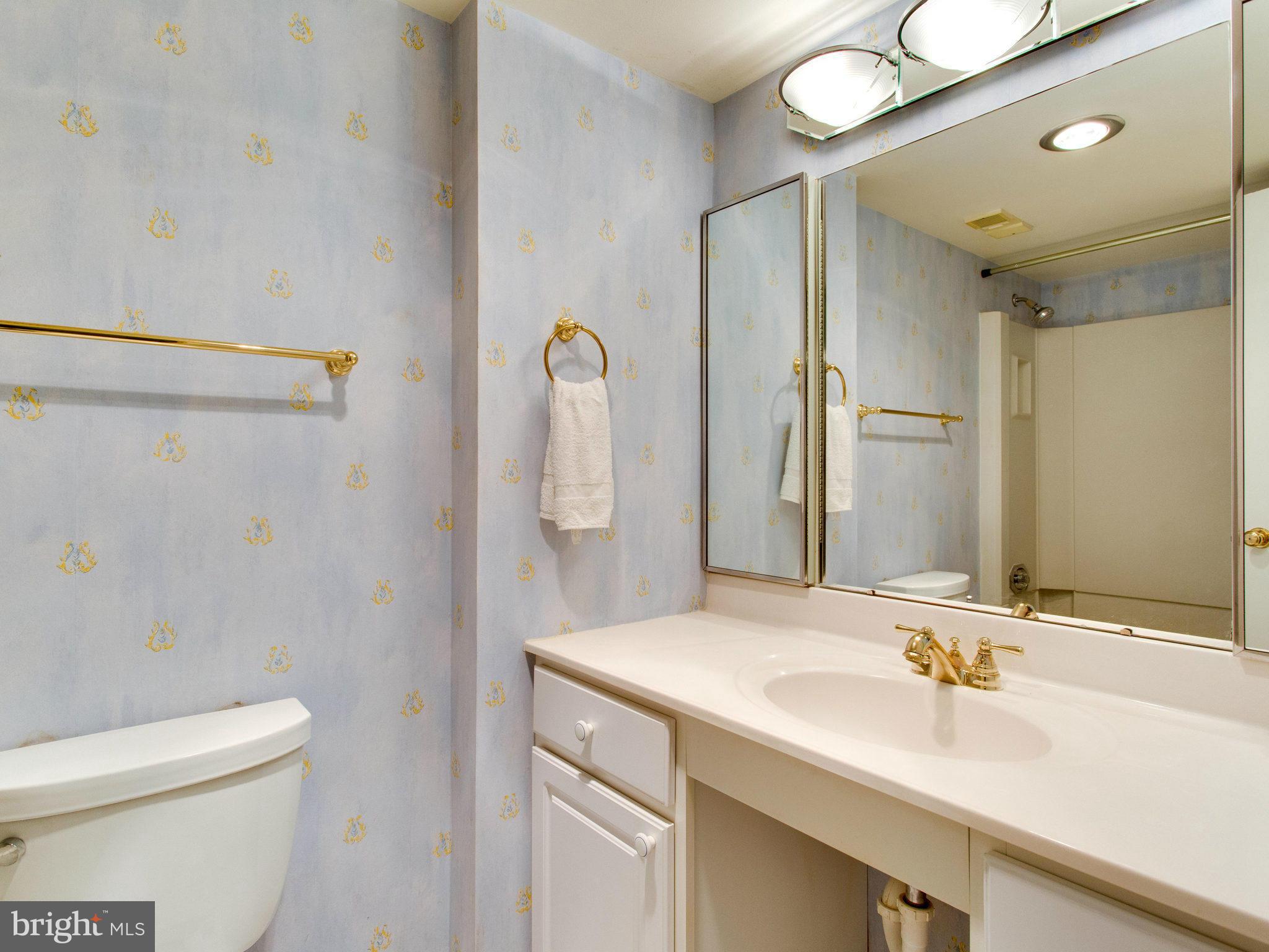 WATERGATE AT LANDMARK - Residential