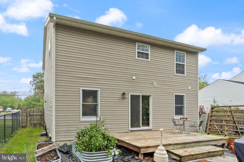 FRANKLIN MANOR BEACH - Residential