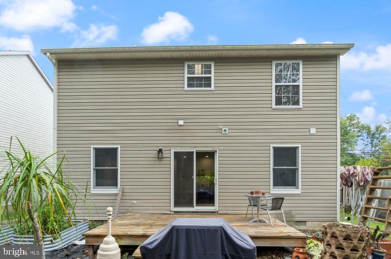 FRANKLIN MANOR BEACH - Residential