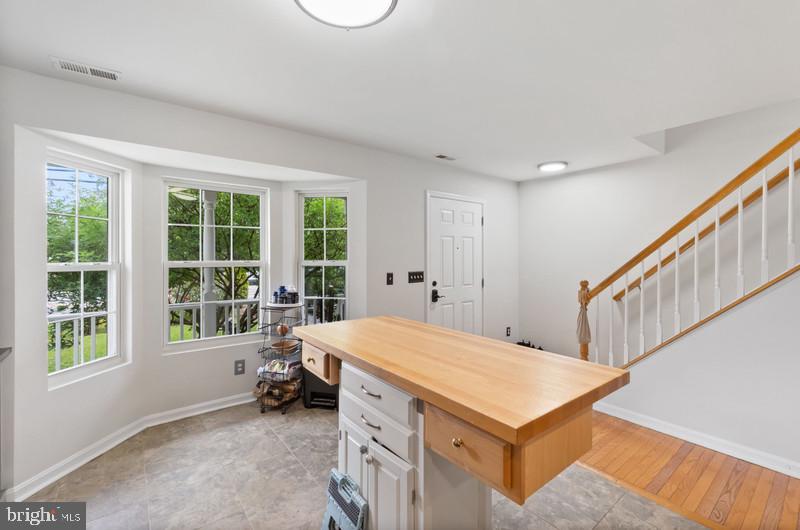 FRANKLIN MANOR BEACH - Residential