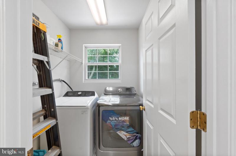 FRANKLIN MANOR BEACH - Residential