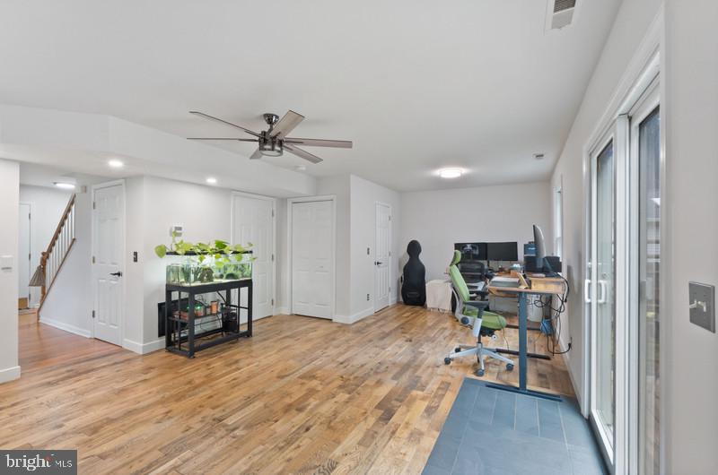 FRANKLIN MANOR BEACH - Residential