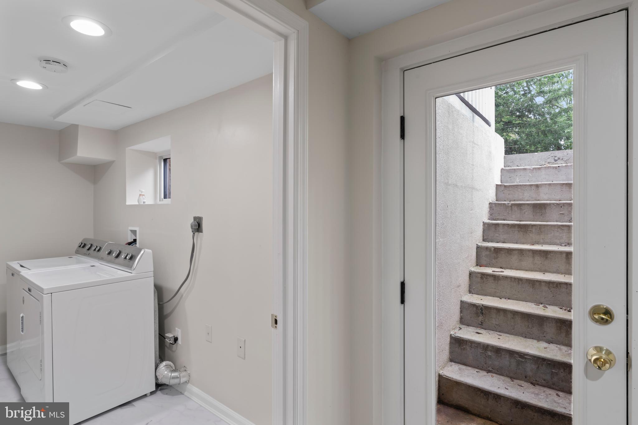 NORBECK ESTATES - Residential