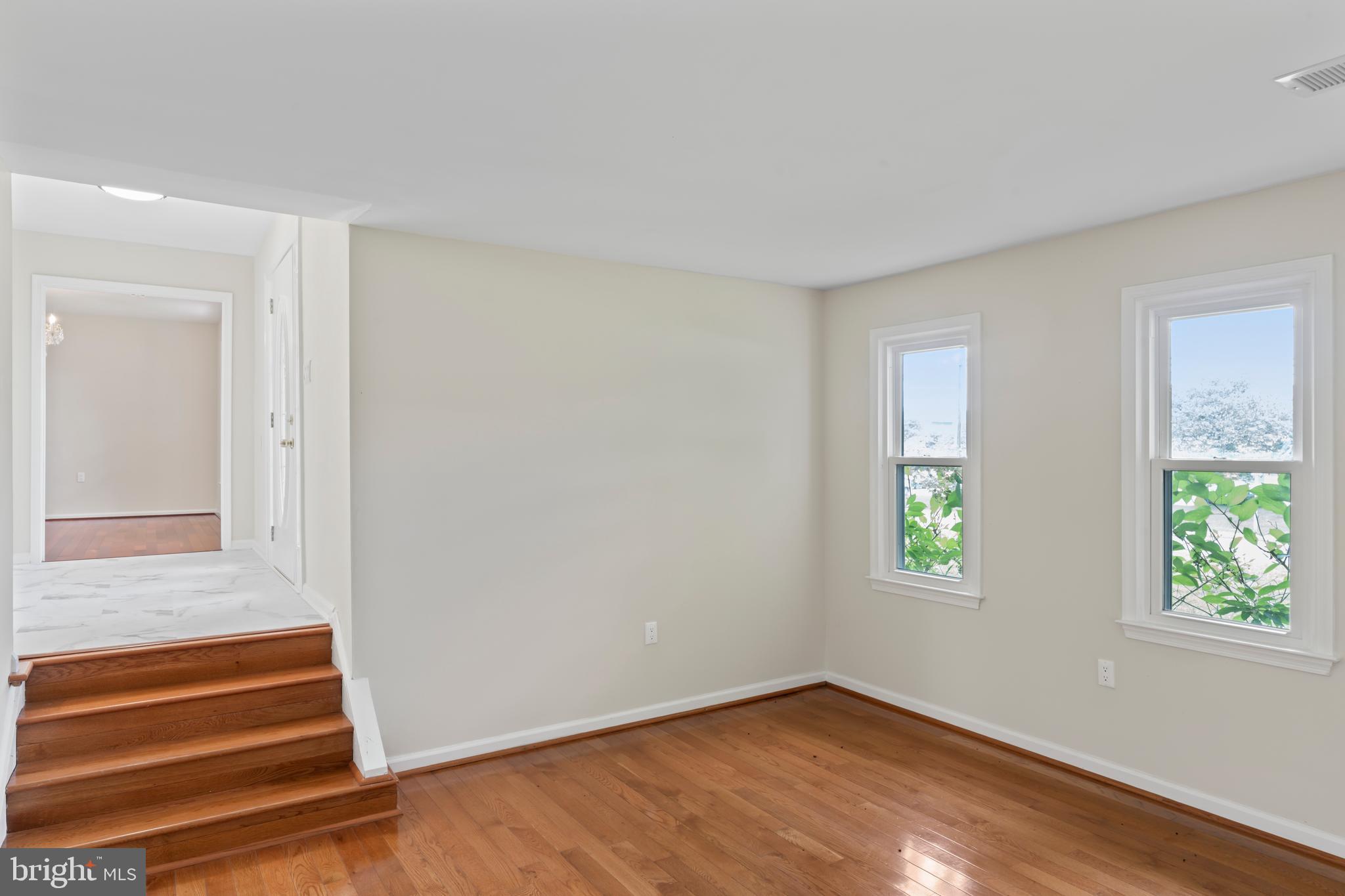 NORBECK ESTATES - Residential