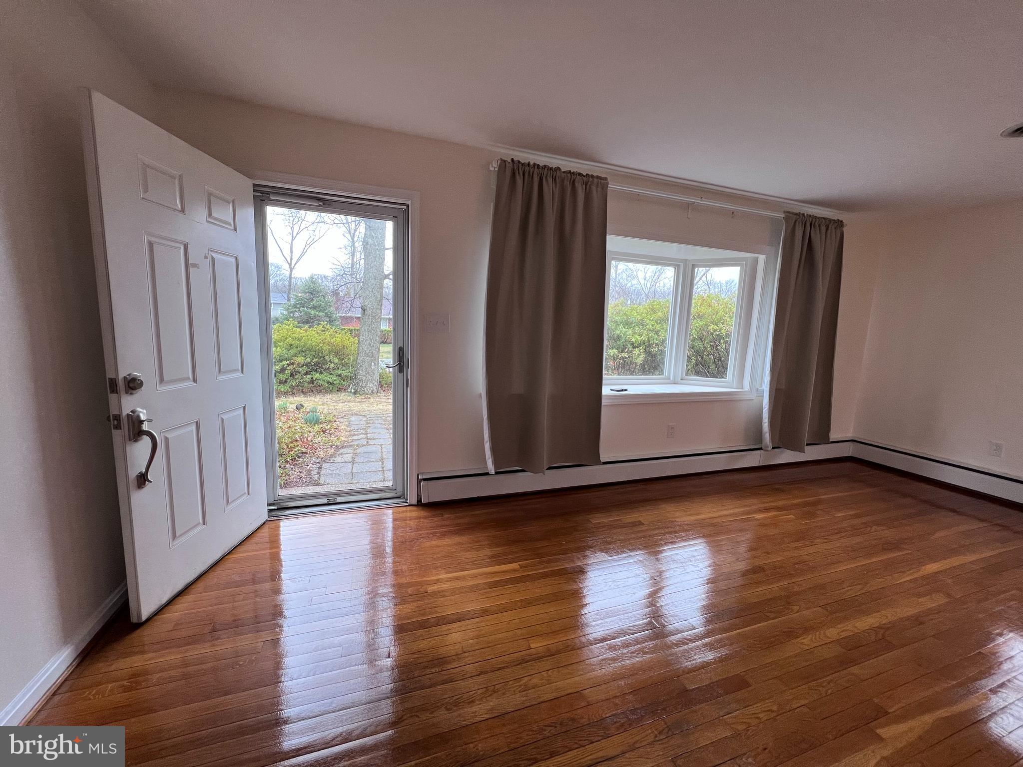 SILLERY BAY - Residential Lease