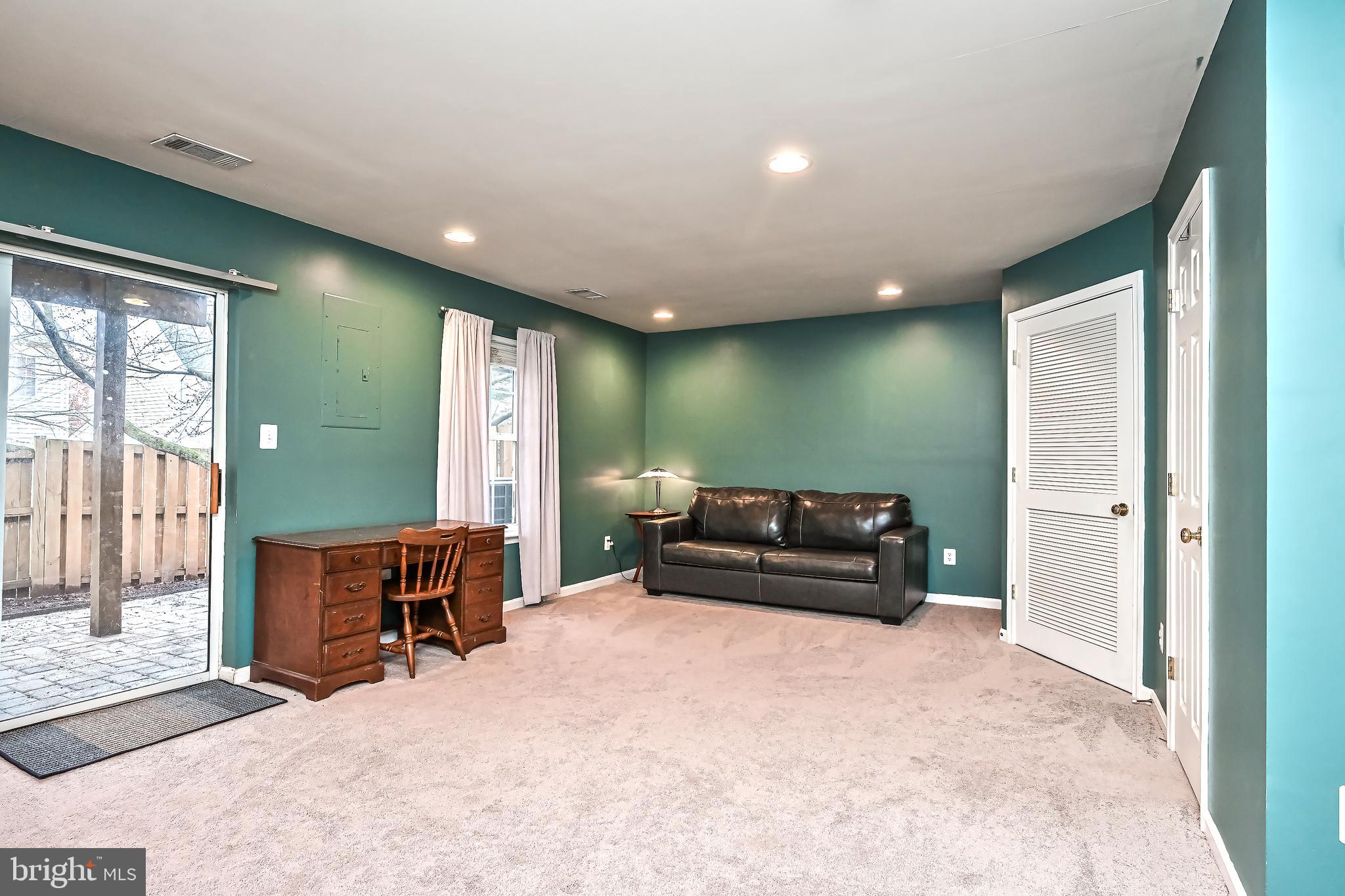 INDEPENDENCE - Residential