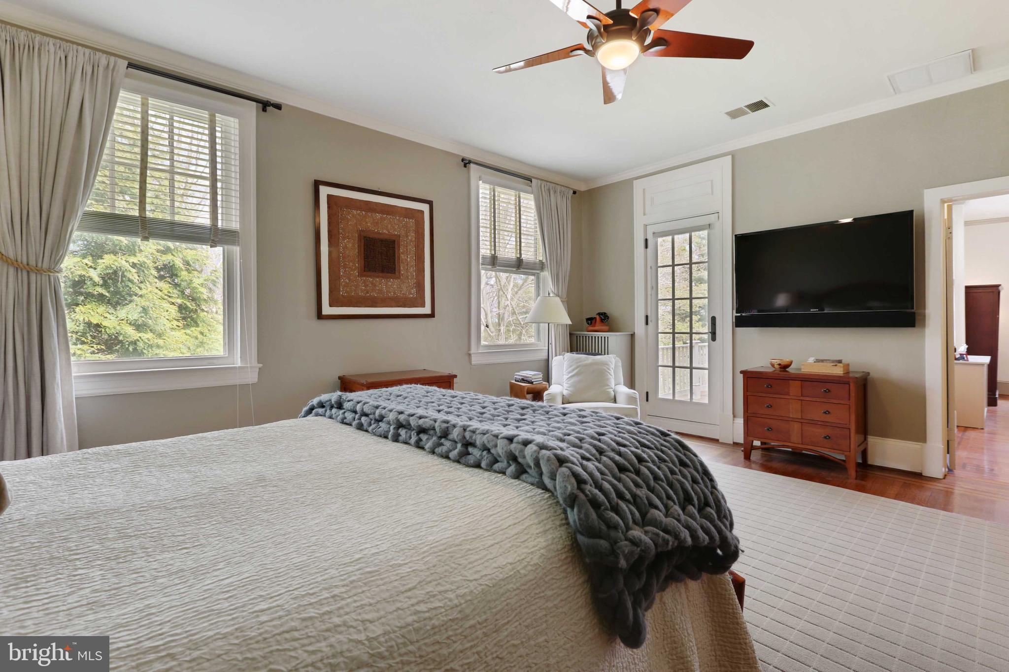 MOUNT WASHINGTON - Residential