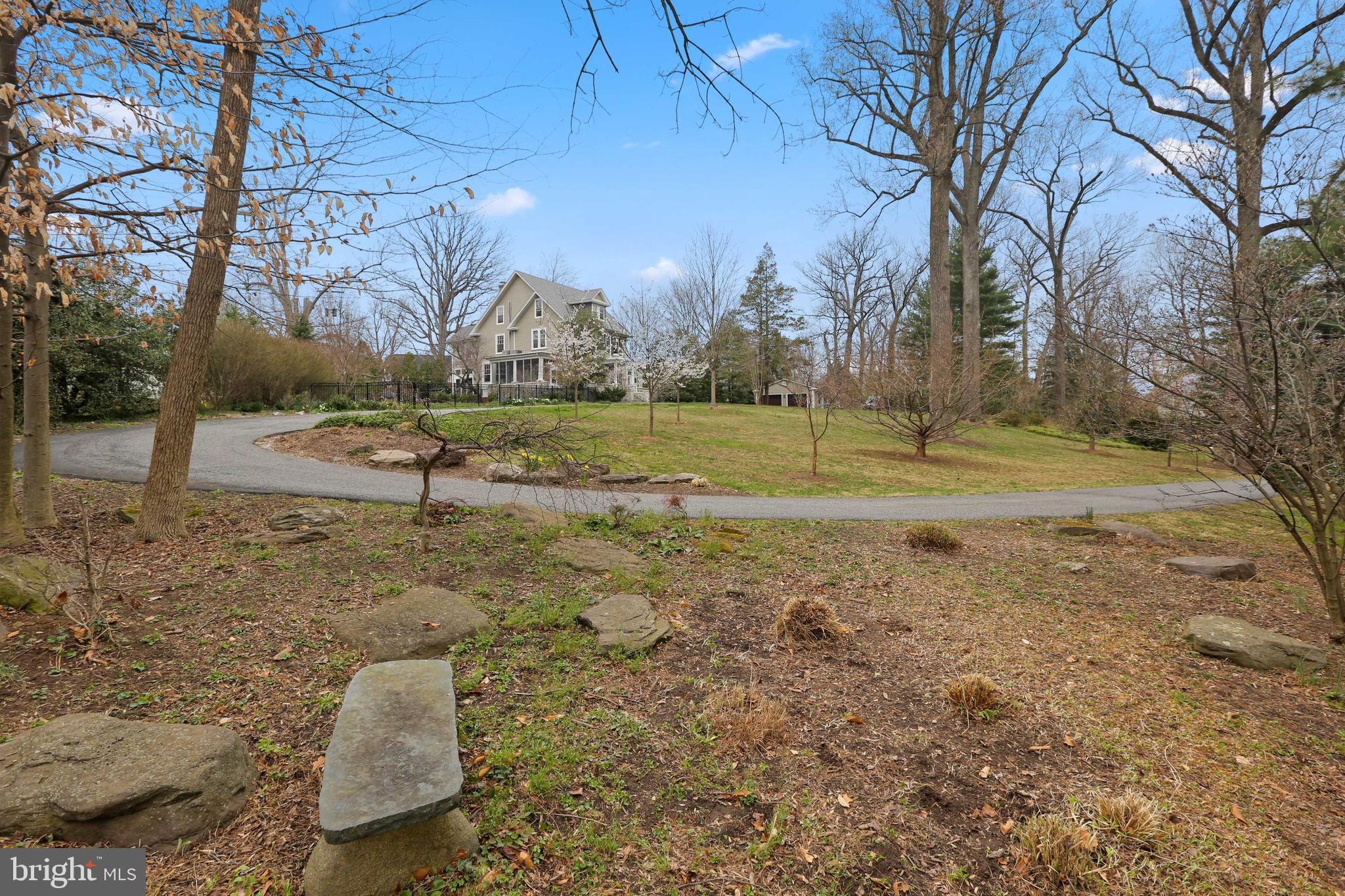 MOUNT WASHINGTON - Residential